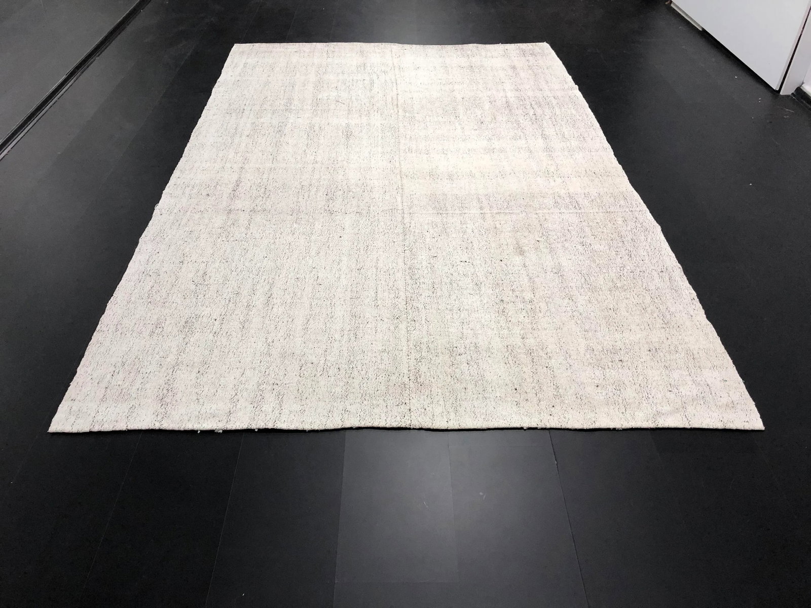 Vintage Organic Turkish Traditional Handmade White Area Kilim Rug - 7'3" x 11'1" - 11