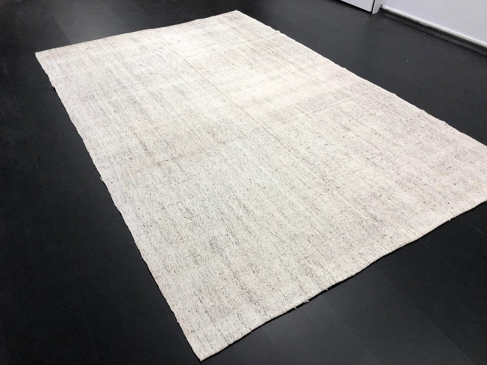 Vintage Organic Turkish Traditional Handmade White Area Kilim Rug - 7'3" x 11'1" - 2
