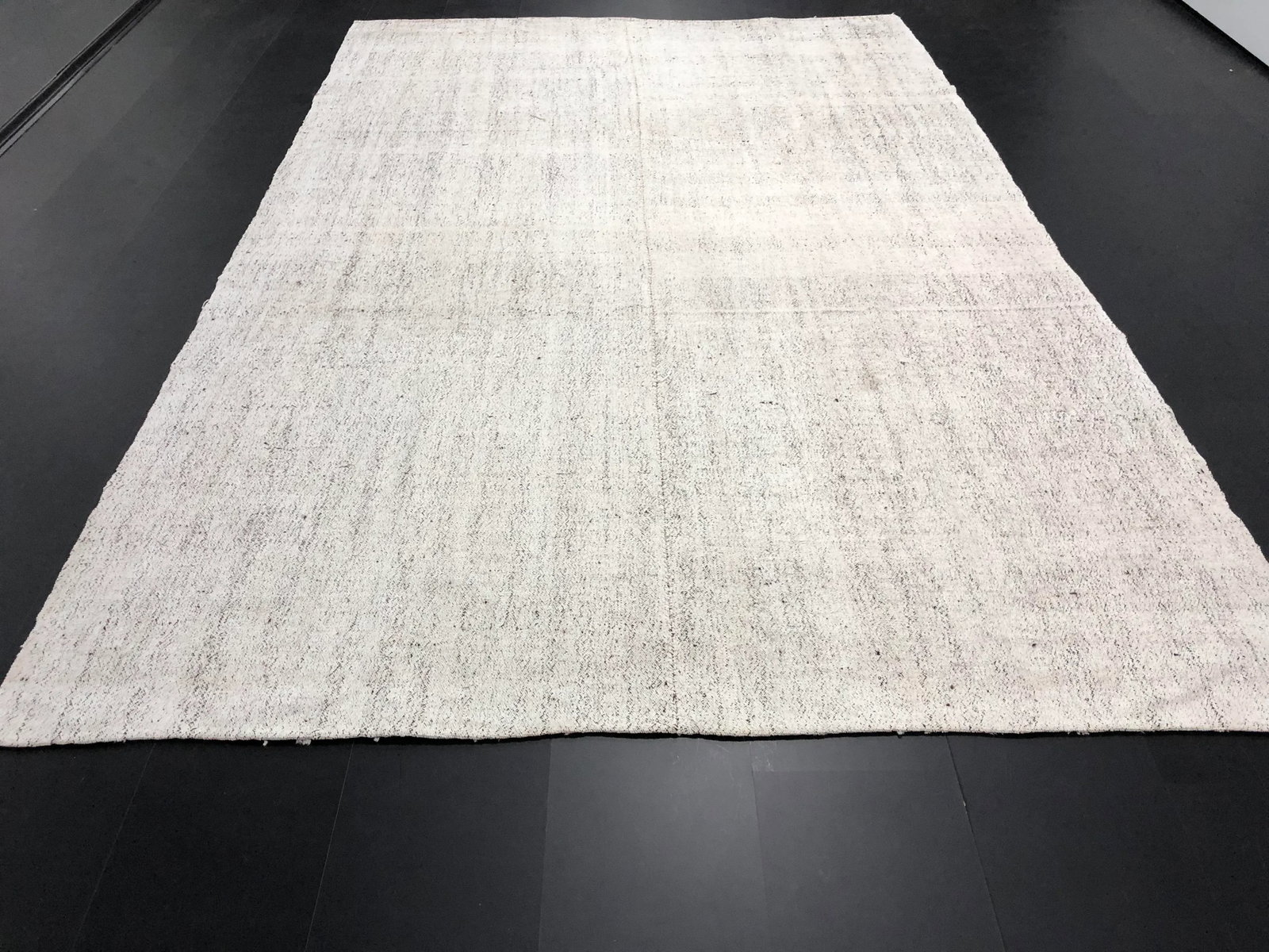 Vintage Organic Turkish Traditional Handmade White Area Kilim Rug - 7'3" x 11'1" - 3