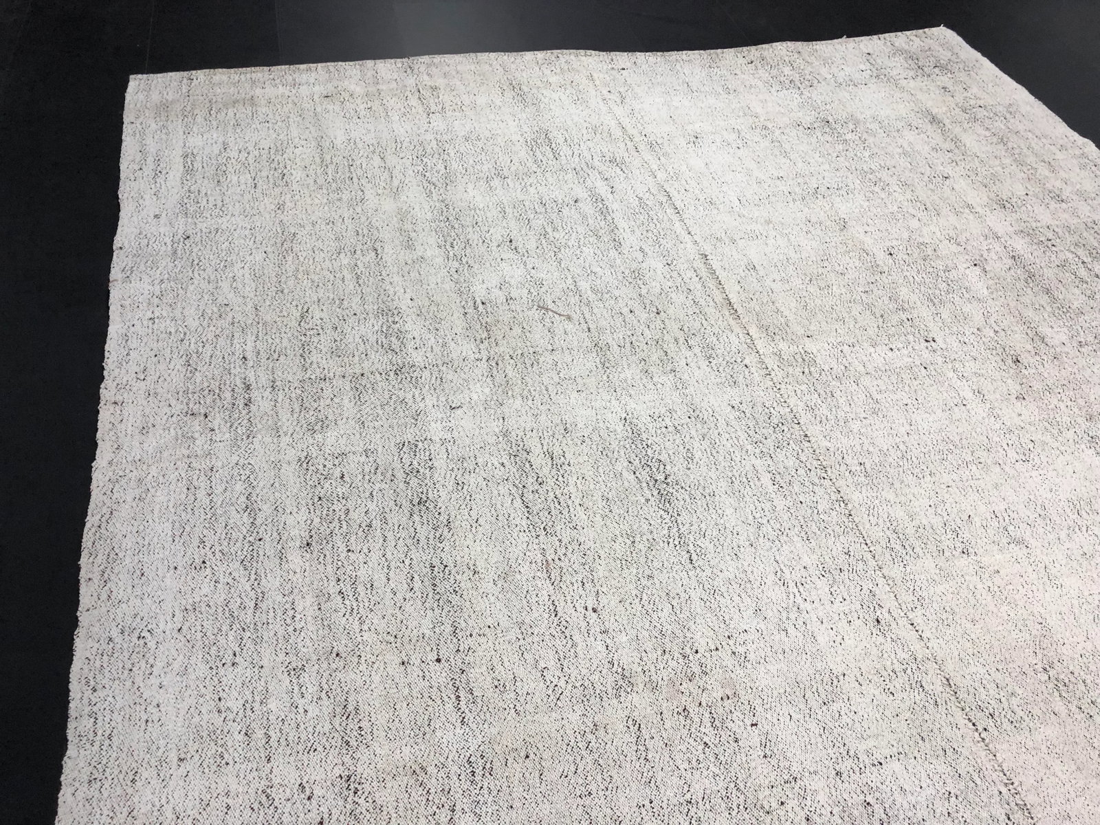 Vintage Organic Turkish Traditional Handmade White Area Kilim Rug - 7'3" x 11'1" - 8