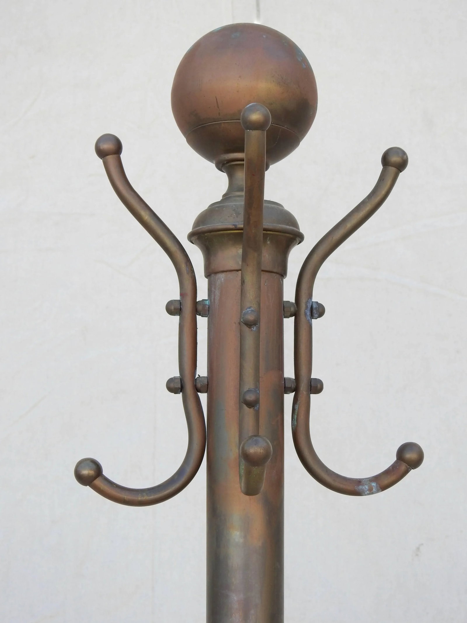 Early 20th Century Art Deco Brass Coat Rack - 10