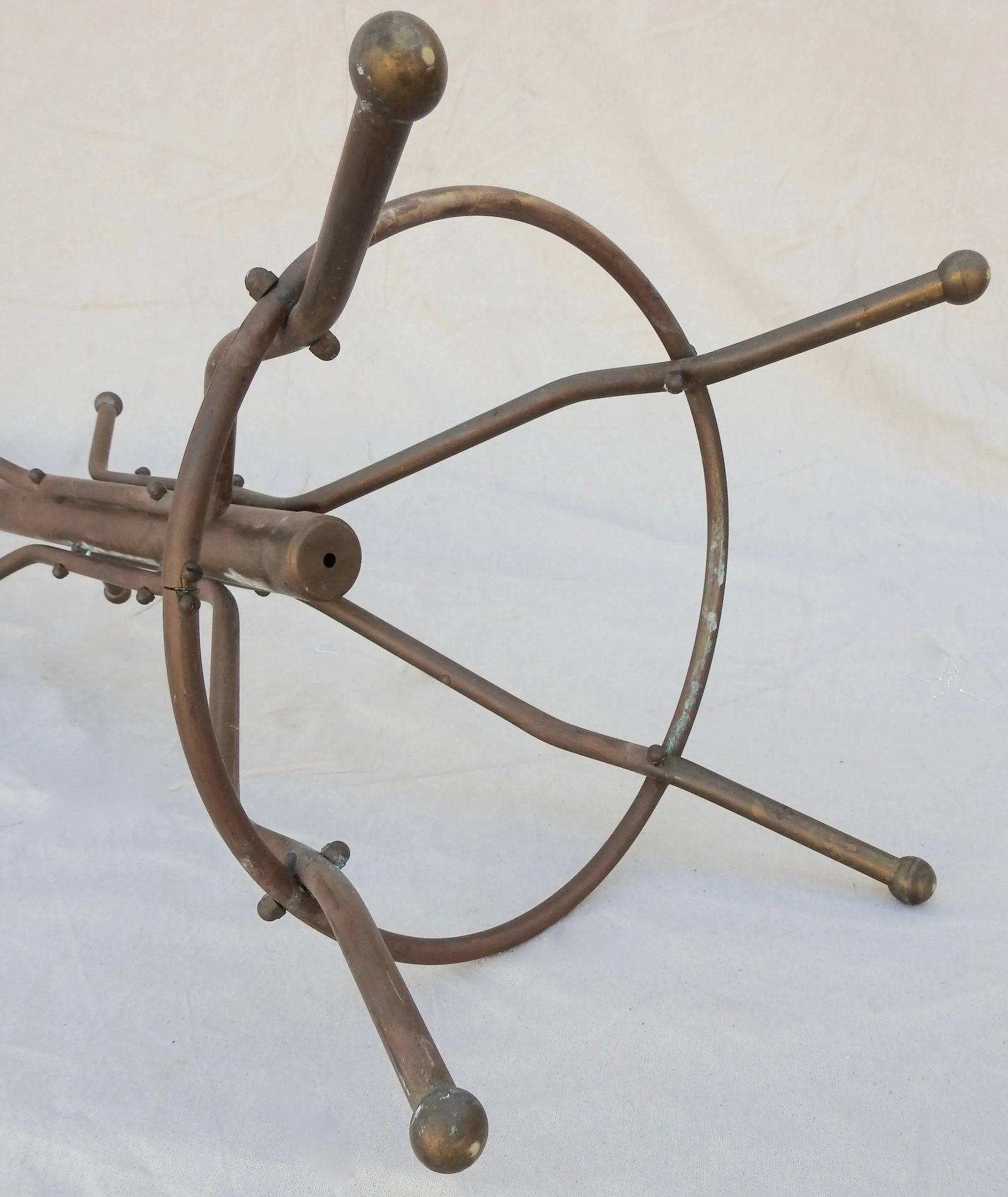 Early 20th Century Art Deco Brass Coat Rack - 4