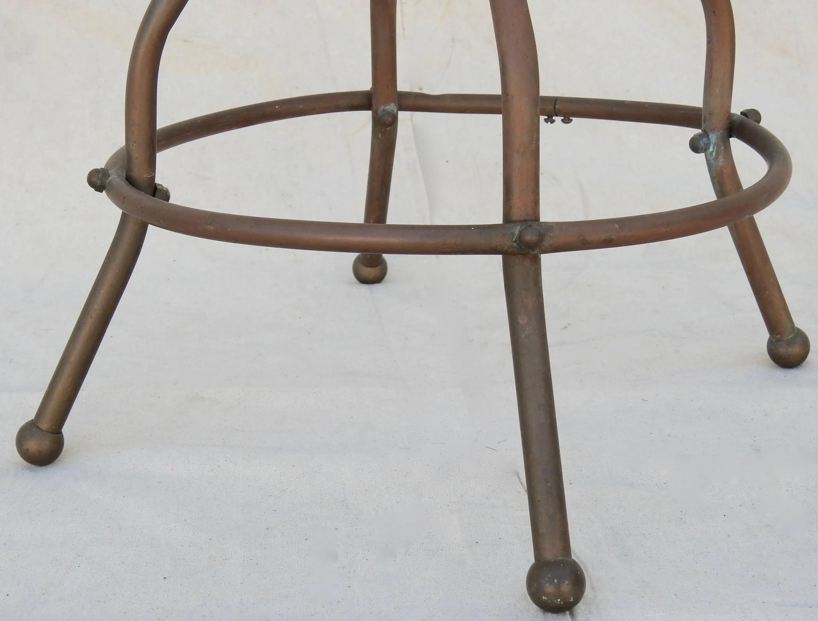Early 20th Century Art Deco Brass Coat Rack - 7