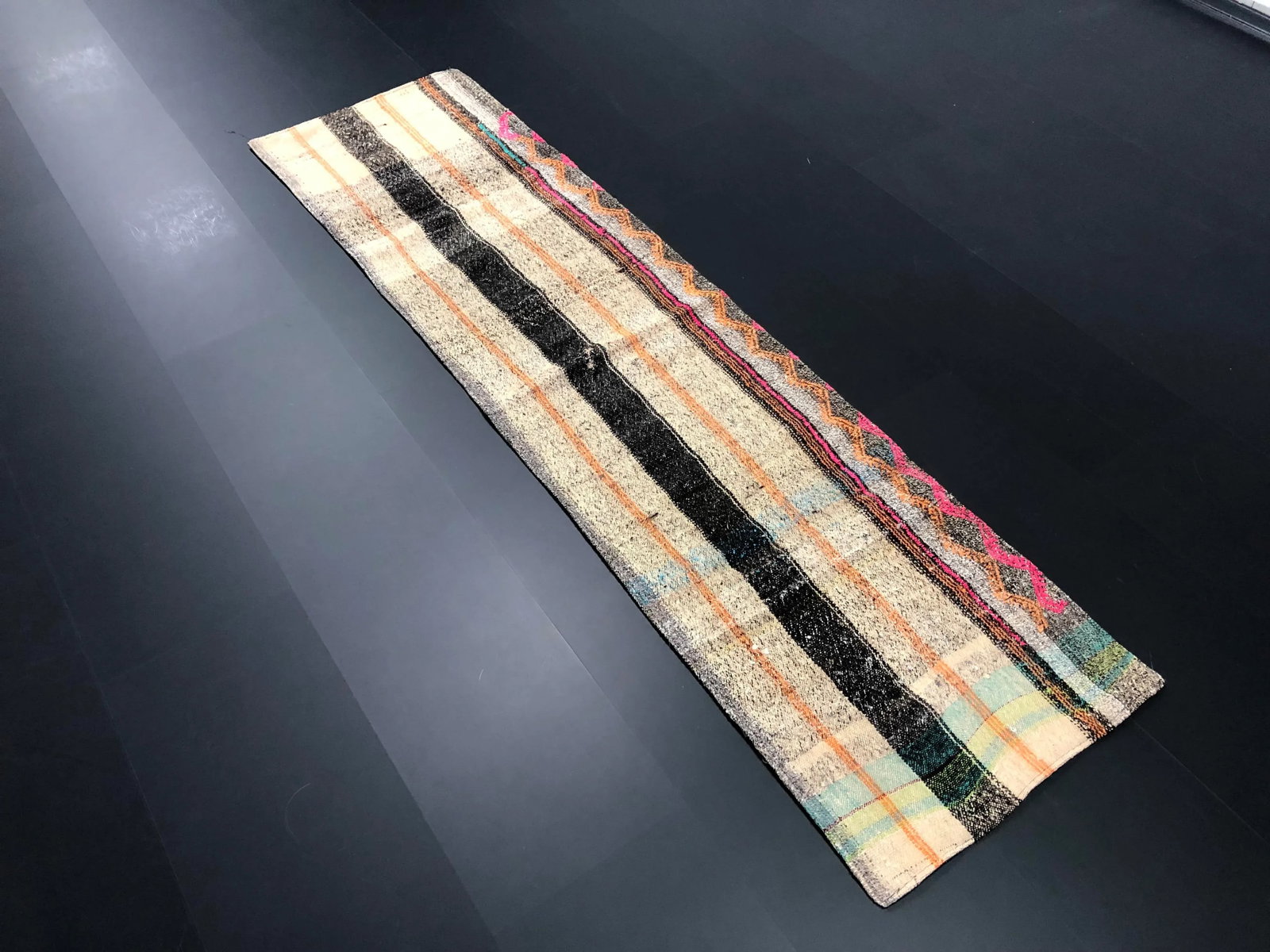 Vintage Turkish Anatolian Bohemian Handmade Kilim Runner Rug - 1'10'' * 7'2'' - 3