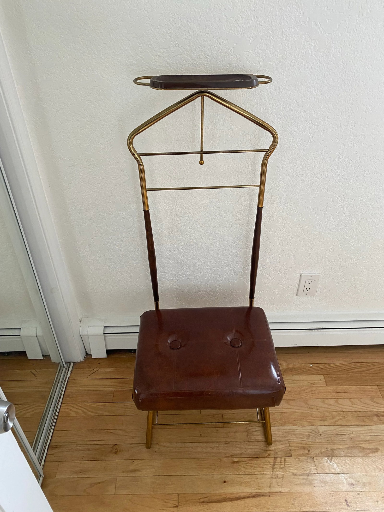 Mid 20th Century Marvelous Mid-Century Modern "Val-O-Seat" Valet Stand/Chair by Pearl Wick - 5