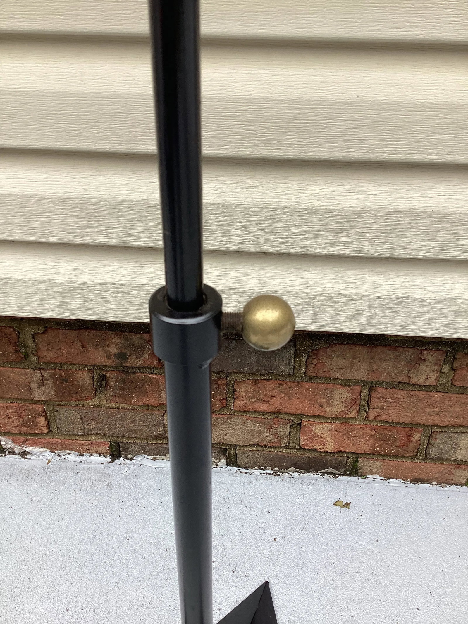 1980s Vintage Post Modern Metal Valet - 6