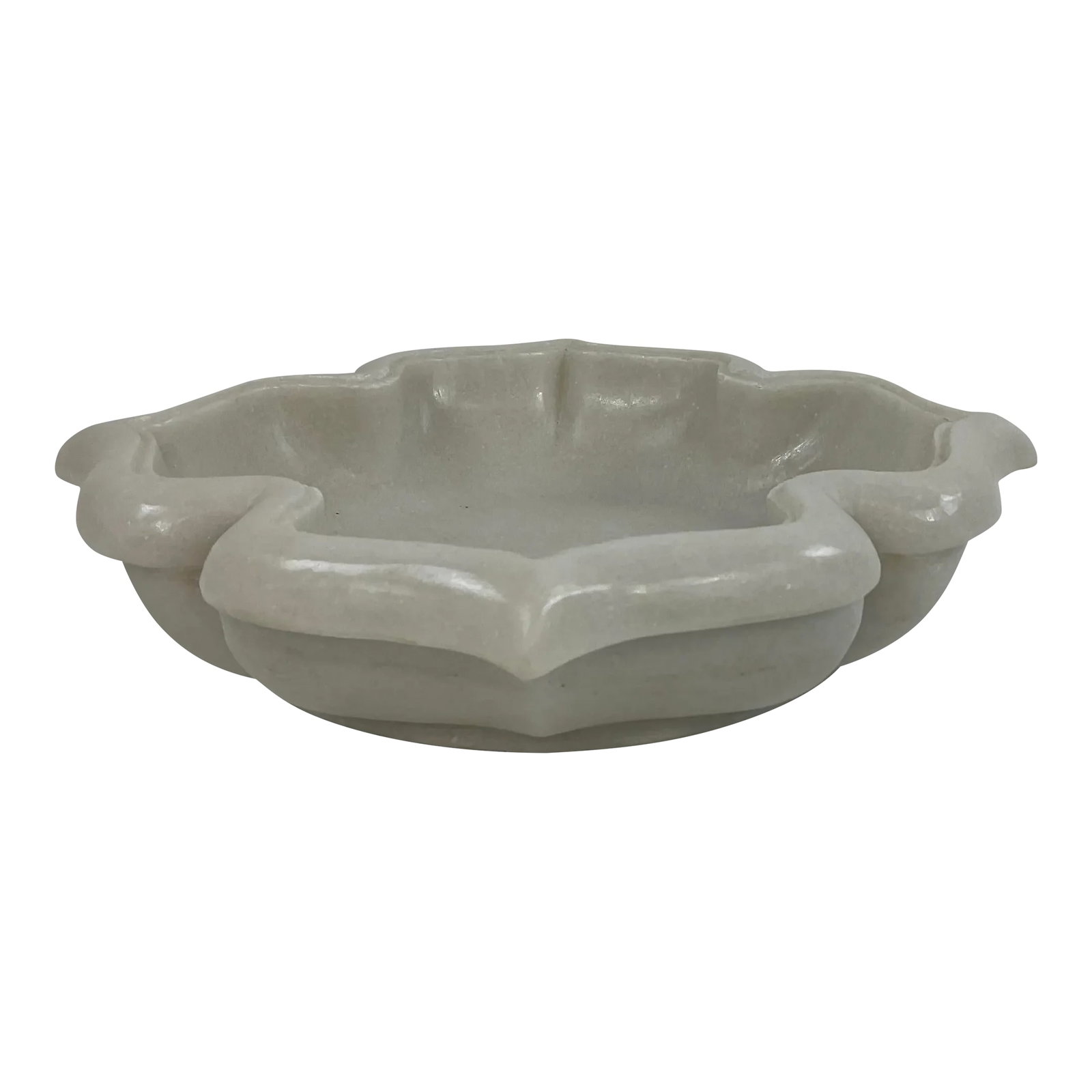 Made Goods Modern Large White Marble Bowl: Original retail $400, stylish Made Goods Modern Large White Marble Bowl, showroom floor sample Condition: Imperfections: Some Imperfections Condition Notes: Showroom floor sample, not brand new from