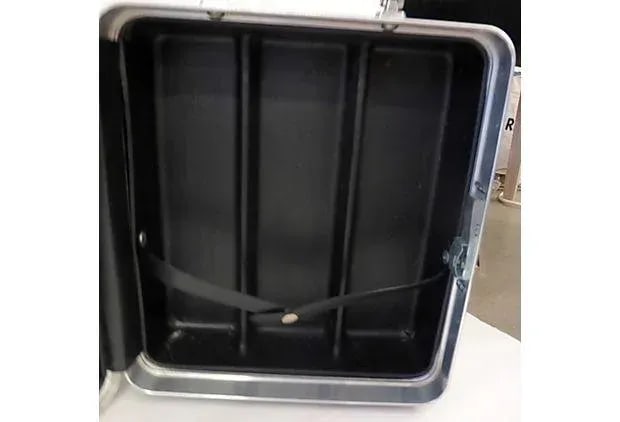Mid Century Drinks Travel Kit - 4