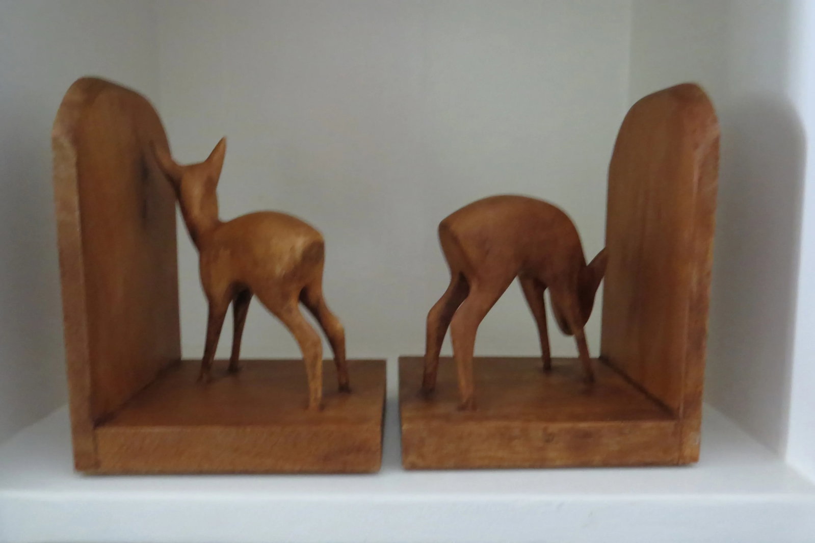 Vintage Mid-Century Modern Wood Deer Bookends, Oberlander Handarbeit Hand Carved in Switzerland - a - 4