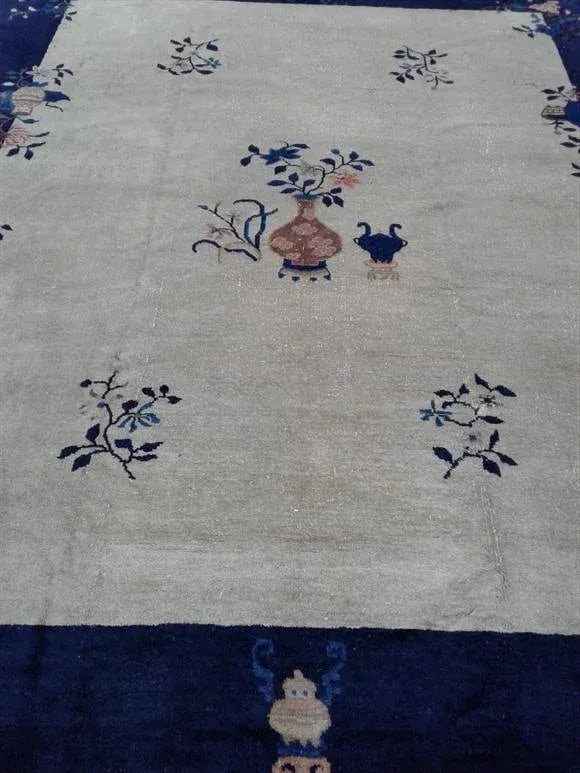 Early 20th Century Antique Chinese Wool Rug - 5' * 8' - 3