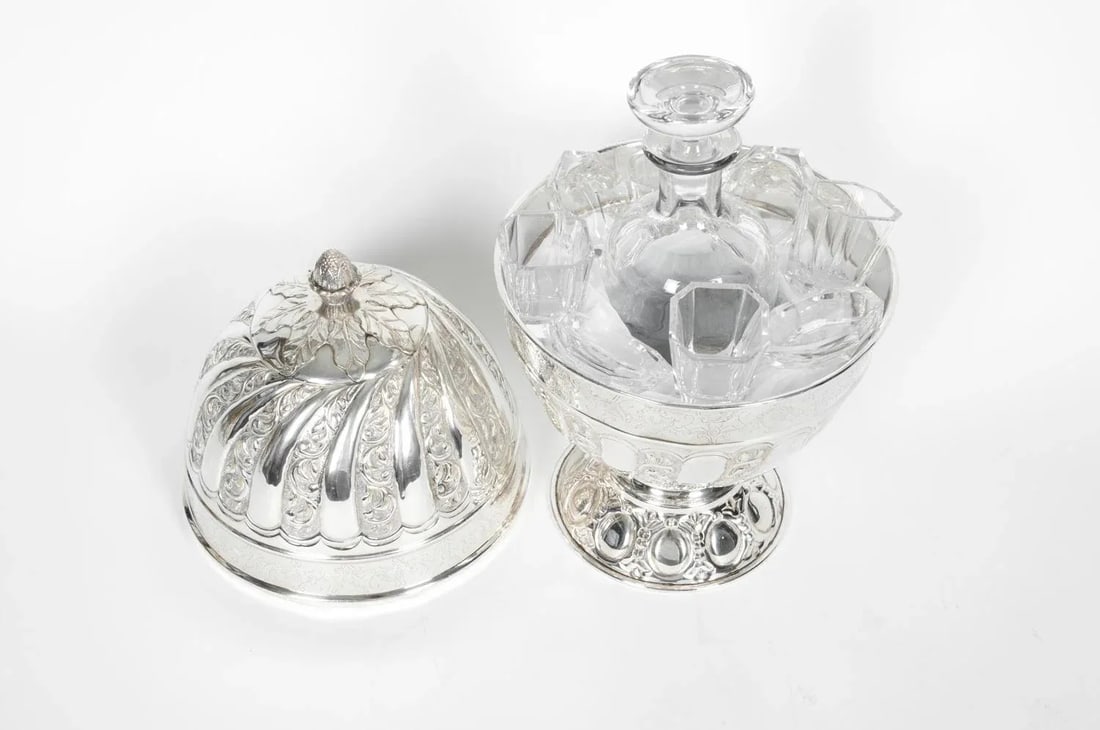 Sheffield Silver Plated Egg Shape Liquor Cave - 7 Piece Set - 7