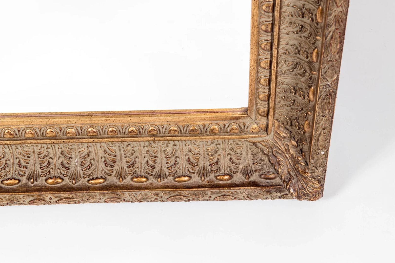 Giltwood Framed Beveled Hanging Wall Mirror - 5