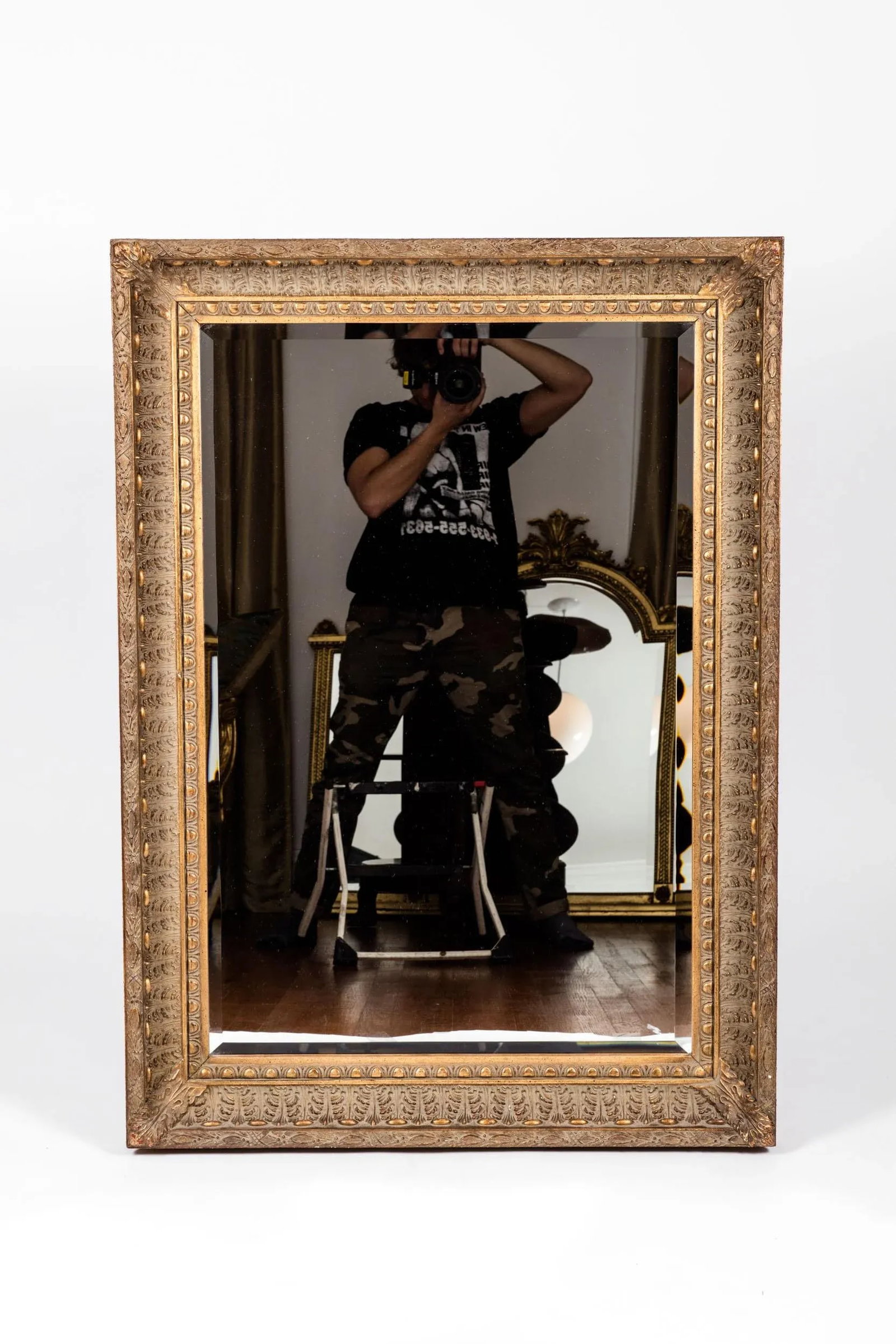Giltwood Framed Beveled Hanging Wall Mirror - 6