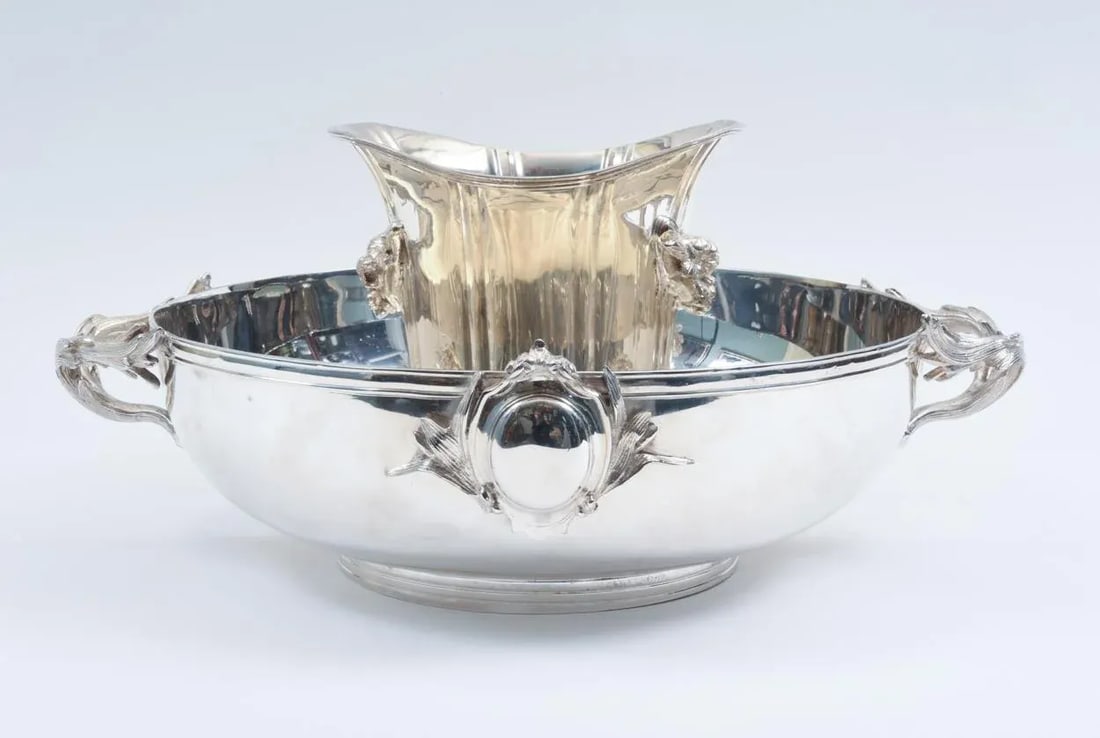 Large English Sheffield Silver Plated Champagne Cooler With Ice Bucket - 13