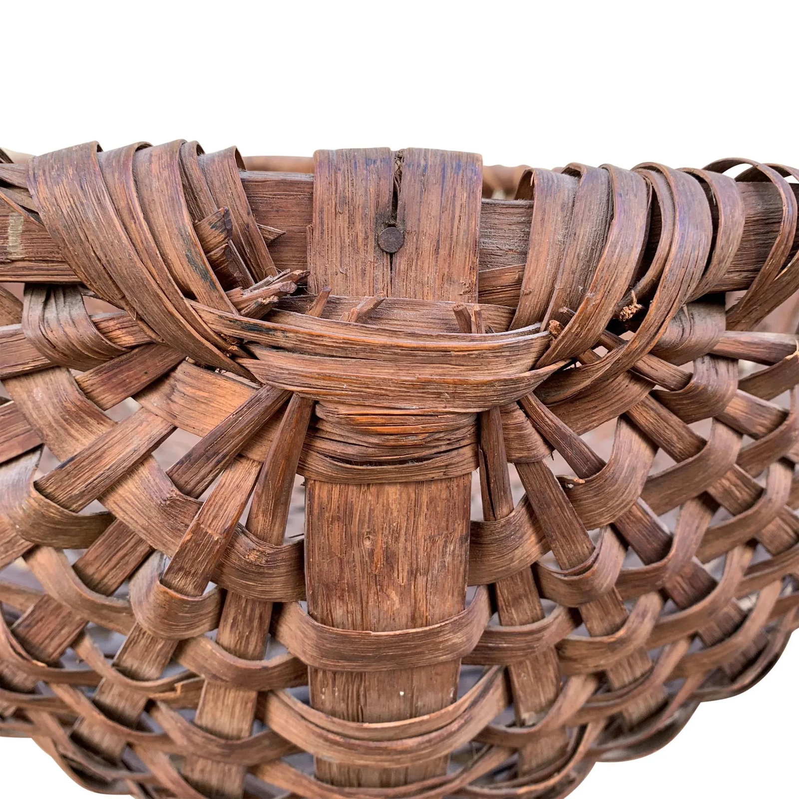 Large 19th Century American Spale Gathering Basket. - 5