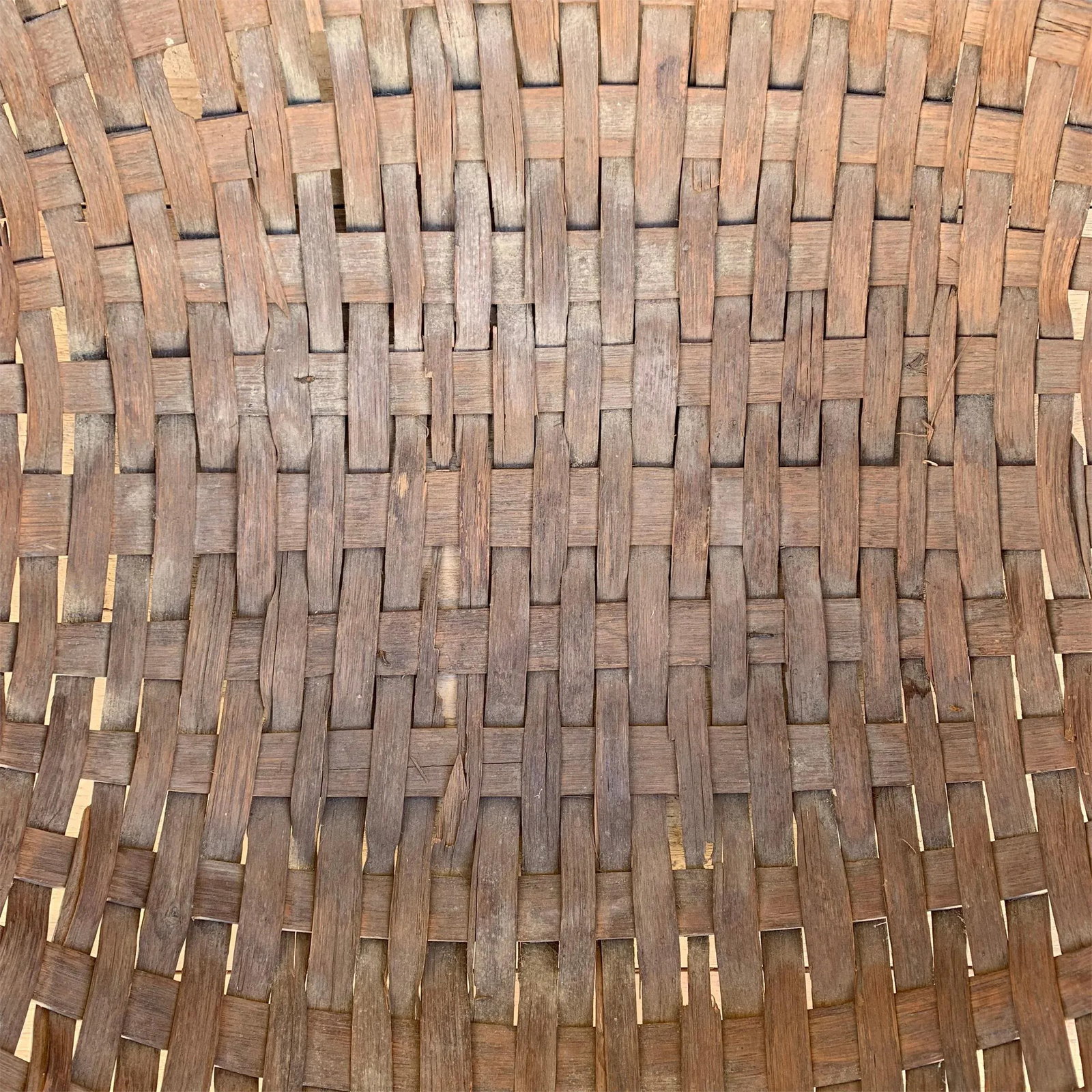 Large 19th Century American Spale Gathering Basket. - 7