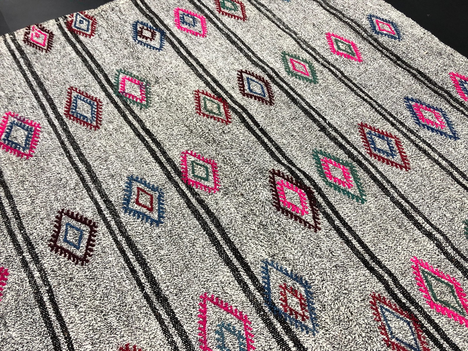 1960s Vintage Turkish Nomadic Embroidered Wool Kilim Rug - 5'8'' * 7'8'' - 8
