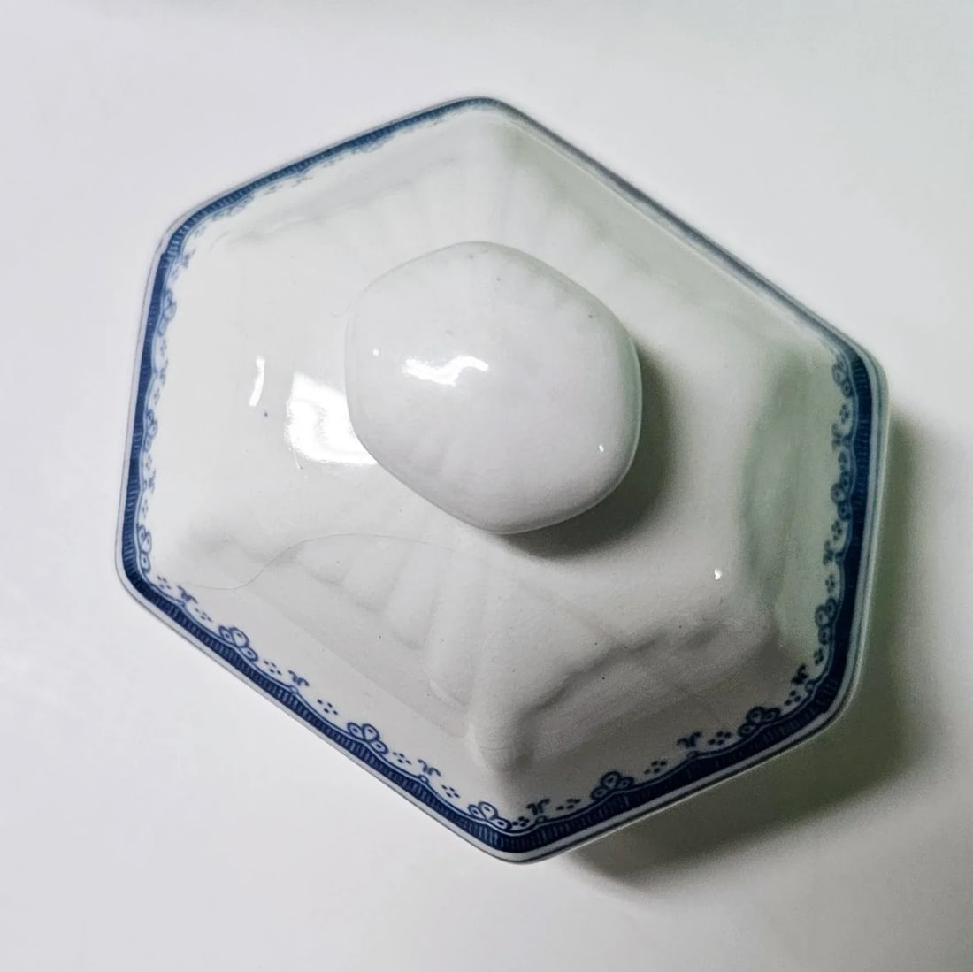 Late 20th Century Adams "Brentwood" Ironstone Luncheon Set, Made in England, Blue Backstamp- 39 Piec - 11
