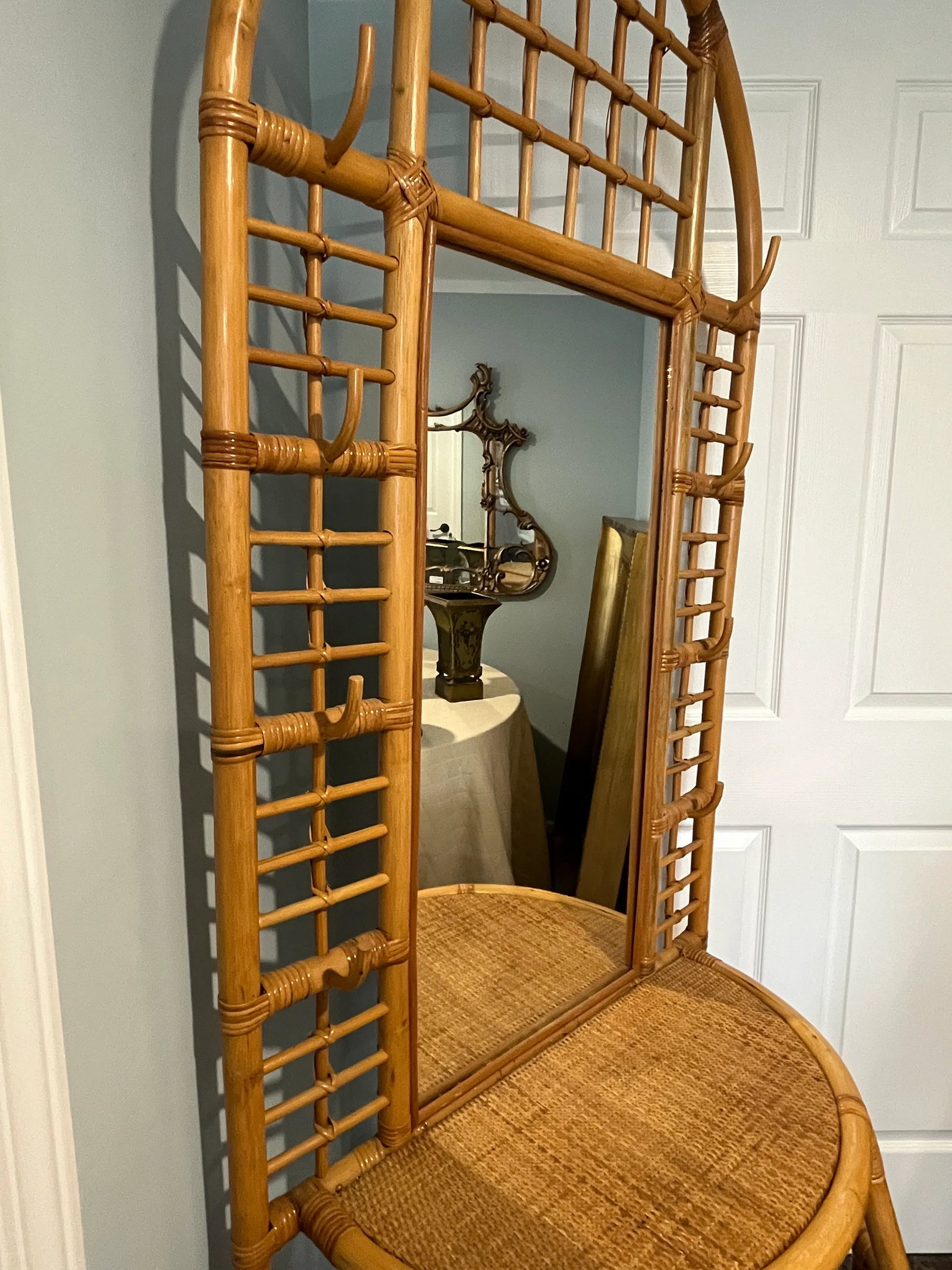1960's Sculpted Rattan Cane Mirrored Hall Tree Coat Rack - 12