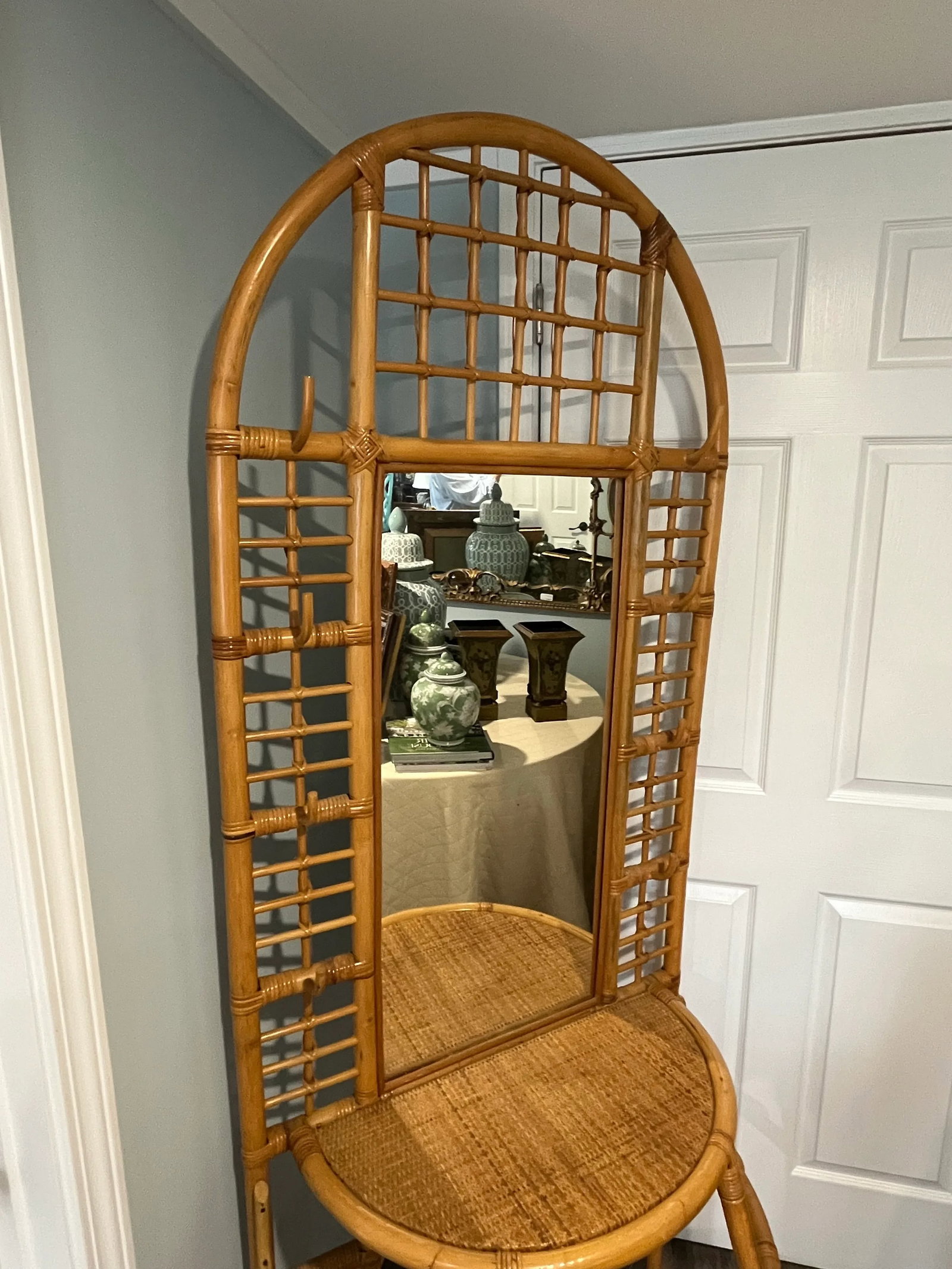 1960's Sculpted Rattan Cane Mirrored Hall Tree Coat Rack - 2
