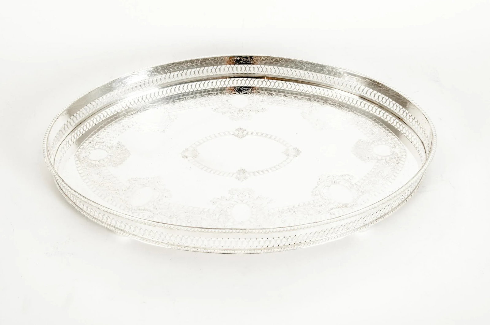 English Sheffield Silver Plated Oval Barware / Tableware Tray - 11
