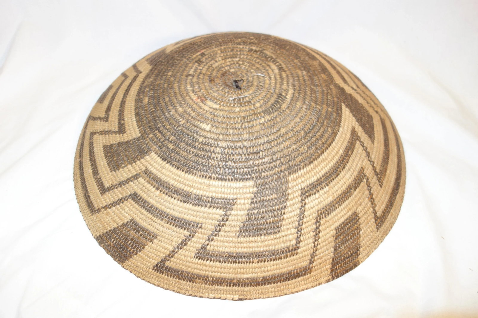 Large Antique Pima Tribe Native American Style Basket - 4