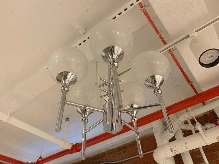 French Opaline 1970s 5-Light Chandelier - 2