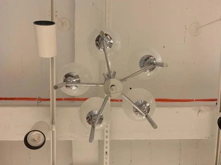 French Opaline 1970s 5-Light Chandelier - 4