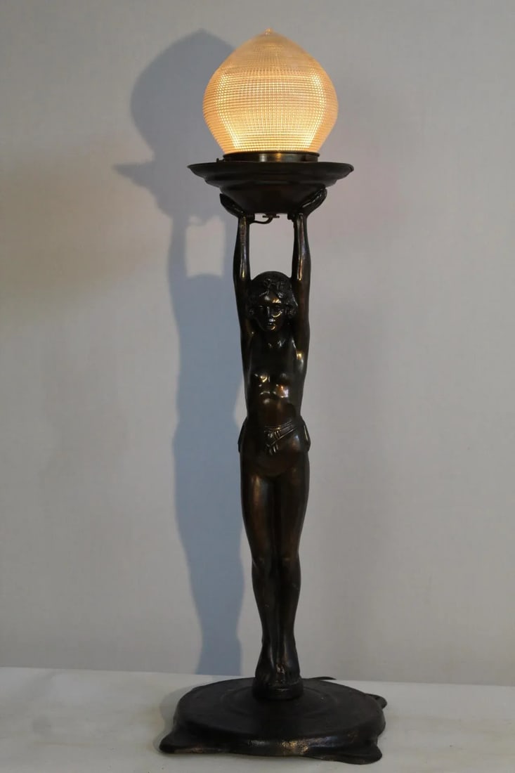 1920s Everlite Art Deco Lamp - 2