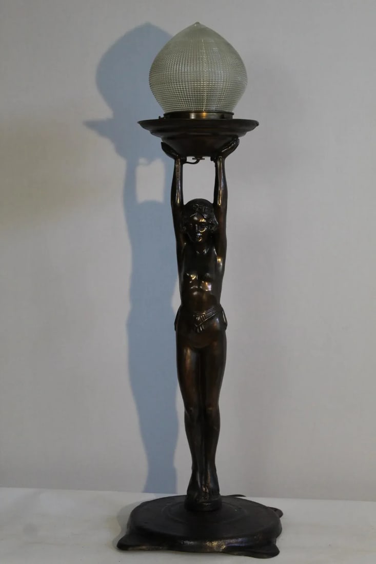 1920s Everlite Art Deco Lamp - 3