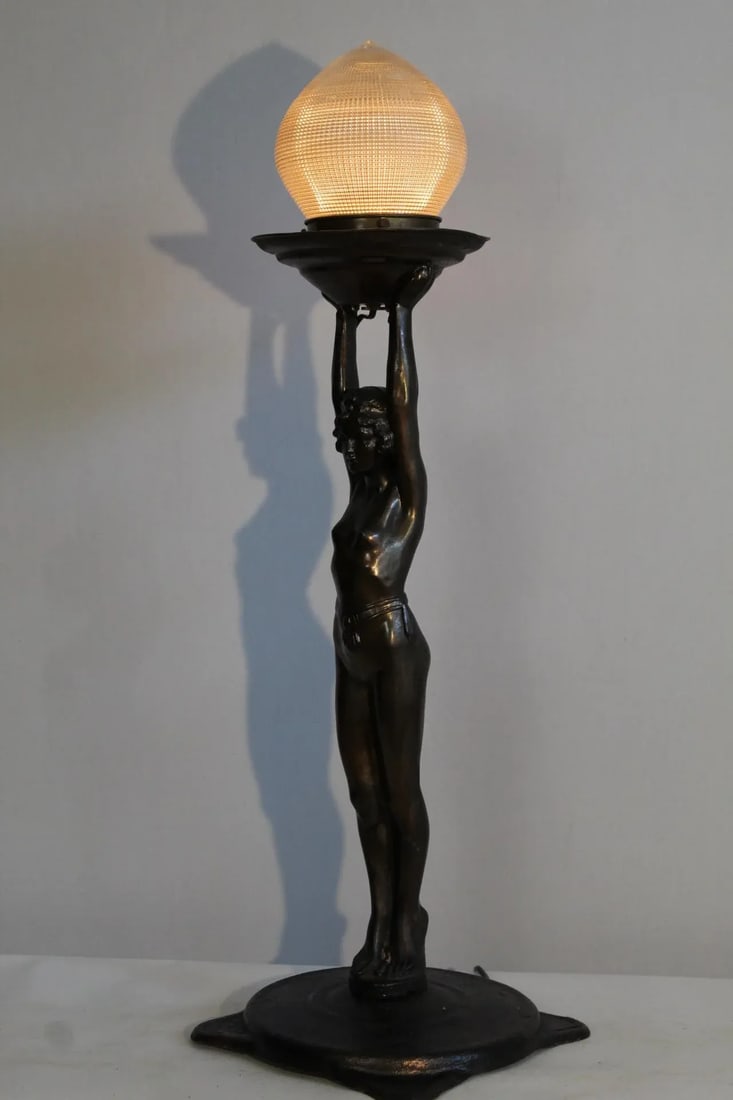1920s Everlite Art Deco Lamp - 4
