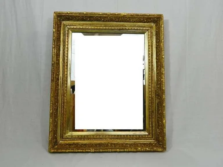 English Gold Leaf and Water Gilding Trim Mirror, Circa 1850-1880 - 2
