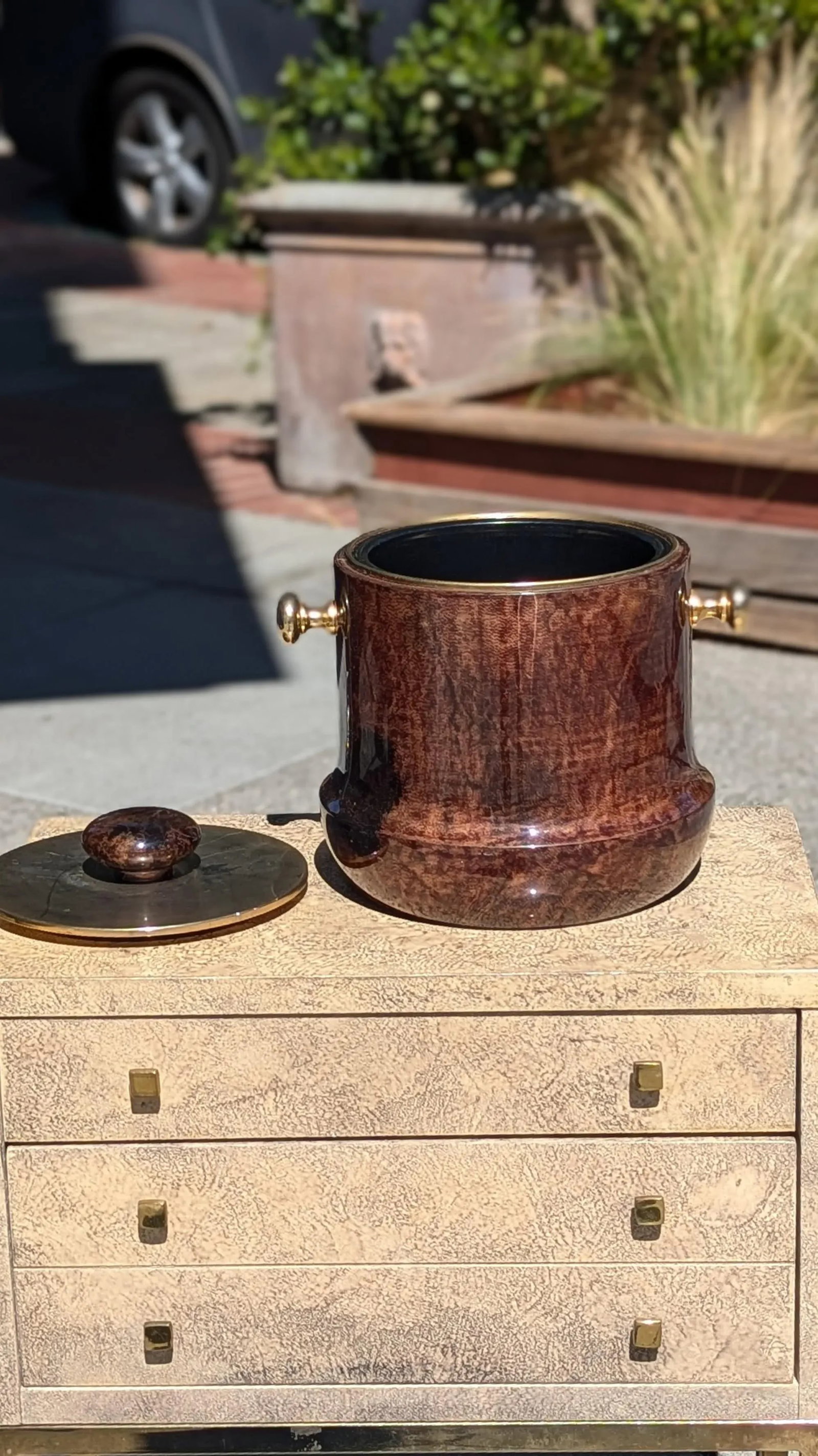 Aldo Tura Mid-Century Modern Brass and Lacquered Goatskin Ice Bucket - 2