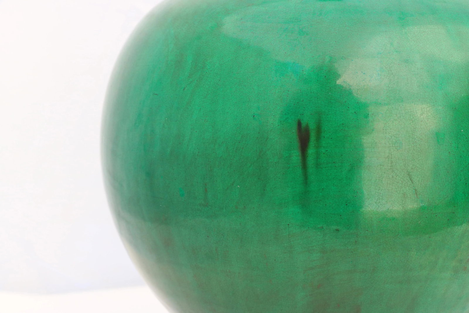 Green Monochrome Crackle Glazed Ginger Jar Mounted as a Table Lamp - 7