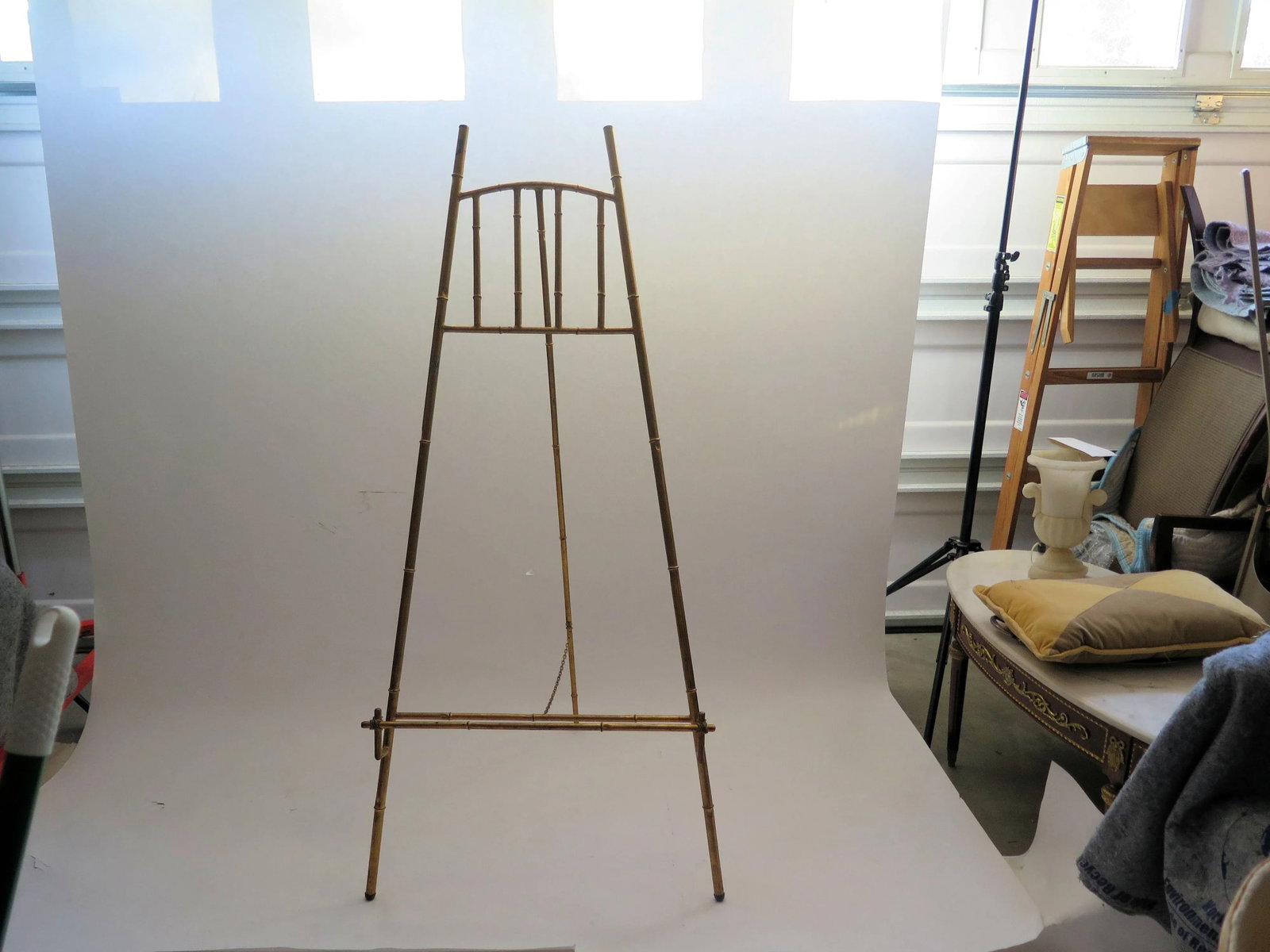 Gold Leaf Bamboo Style Easel - 5