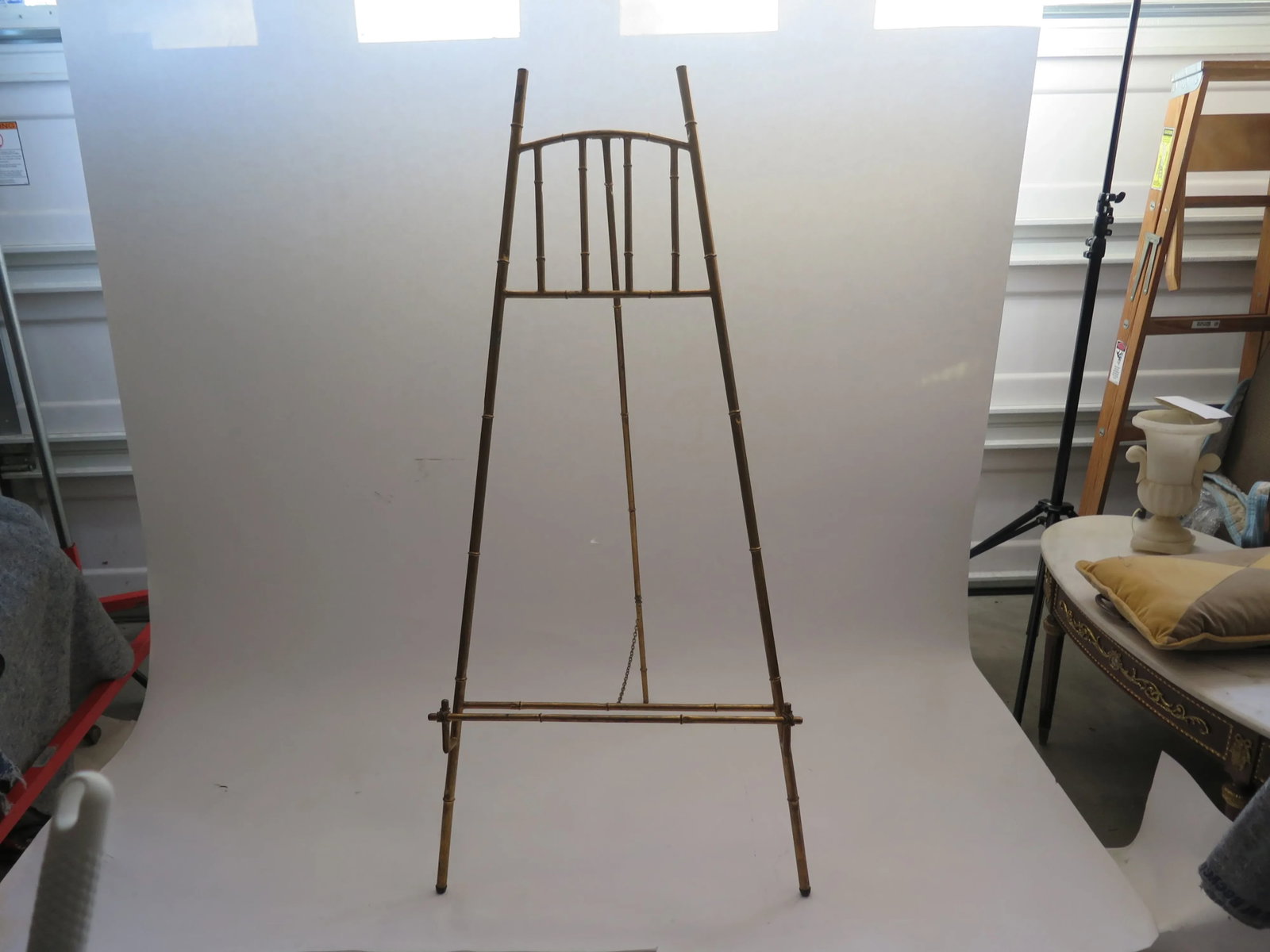 Gold Leaf Bamboo Style Easel - 6