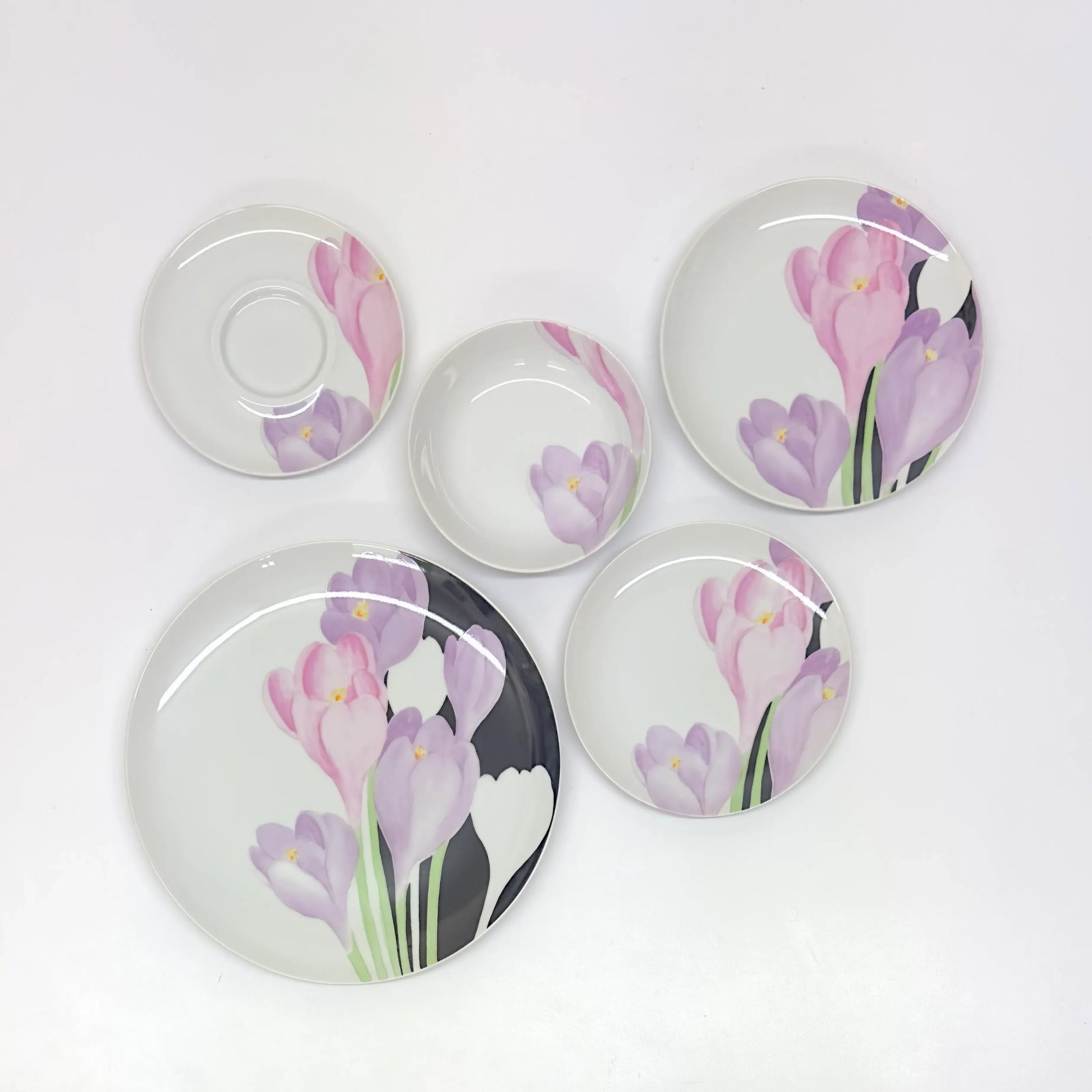 Mikasa Fine Porcelain 'Vogue' Tulip Dinnerset - Place Settings for 8 / 50 Pieces - 7