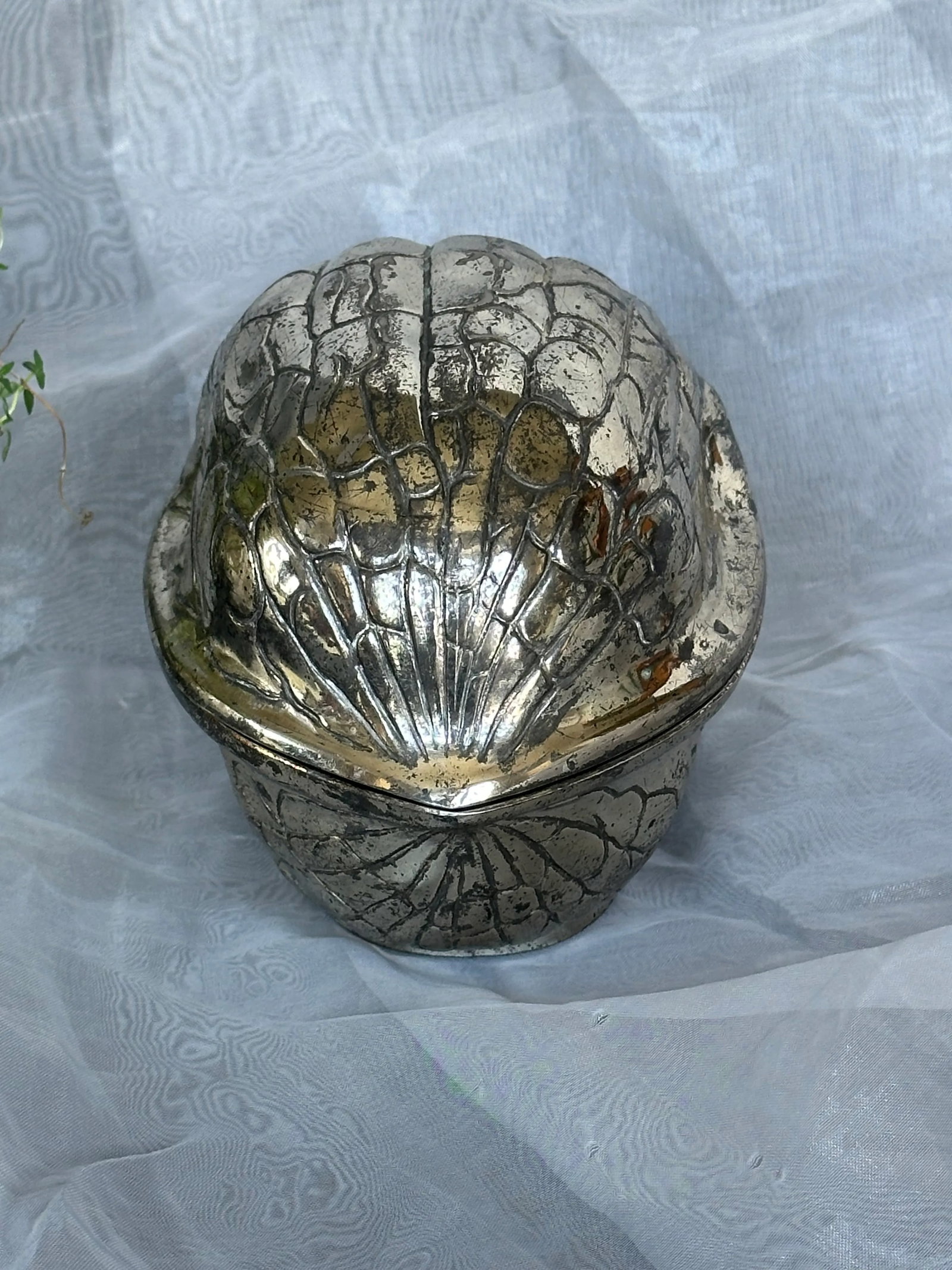 Silver Walnut Shape Trinket Box - 3