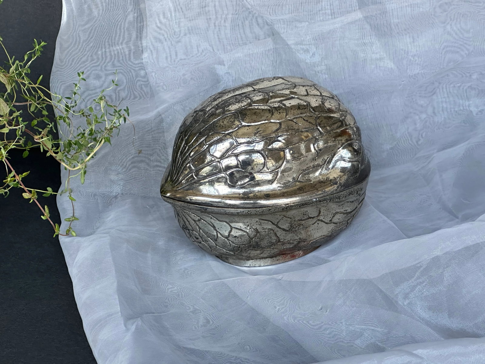 Silver Walnut Shape Trinket Box - 4