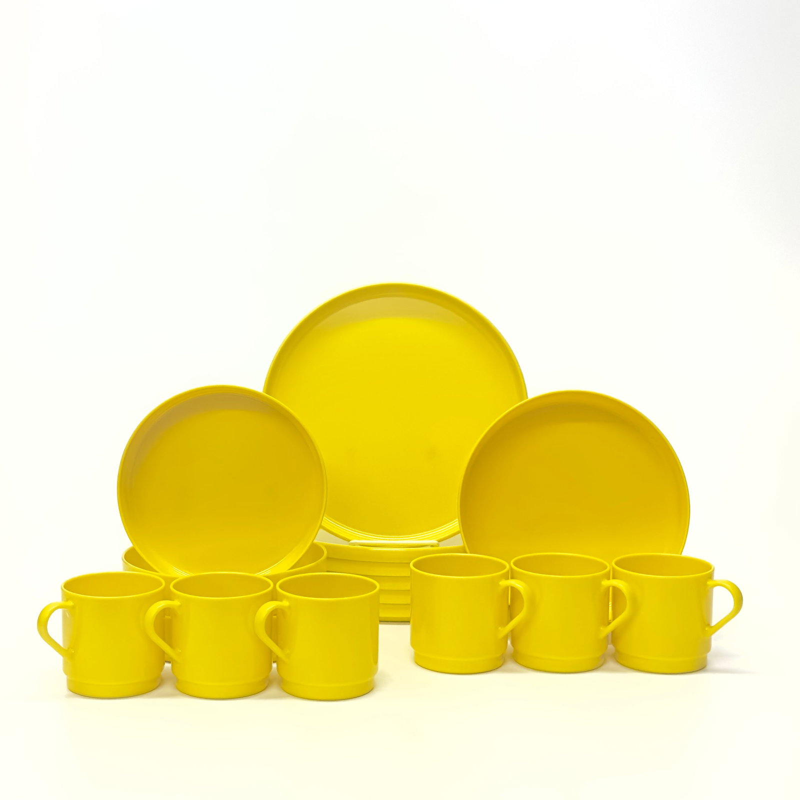 1970s Yellow Melamine Oblique Dinnerset by P M C - Place Settings for 6 / 16 Pieces - 12