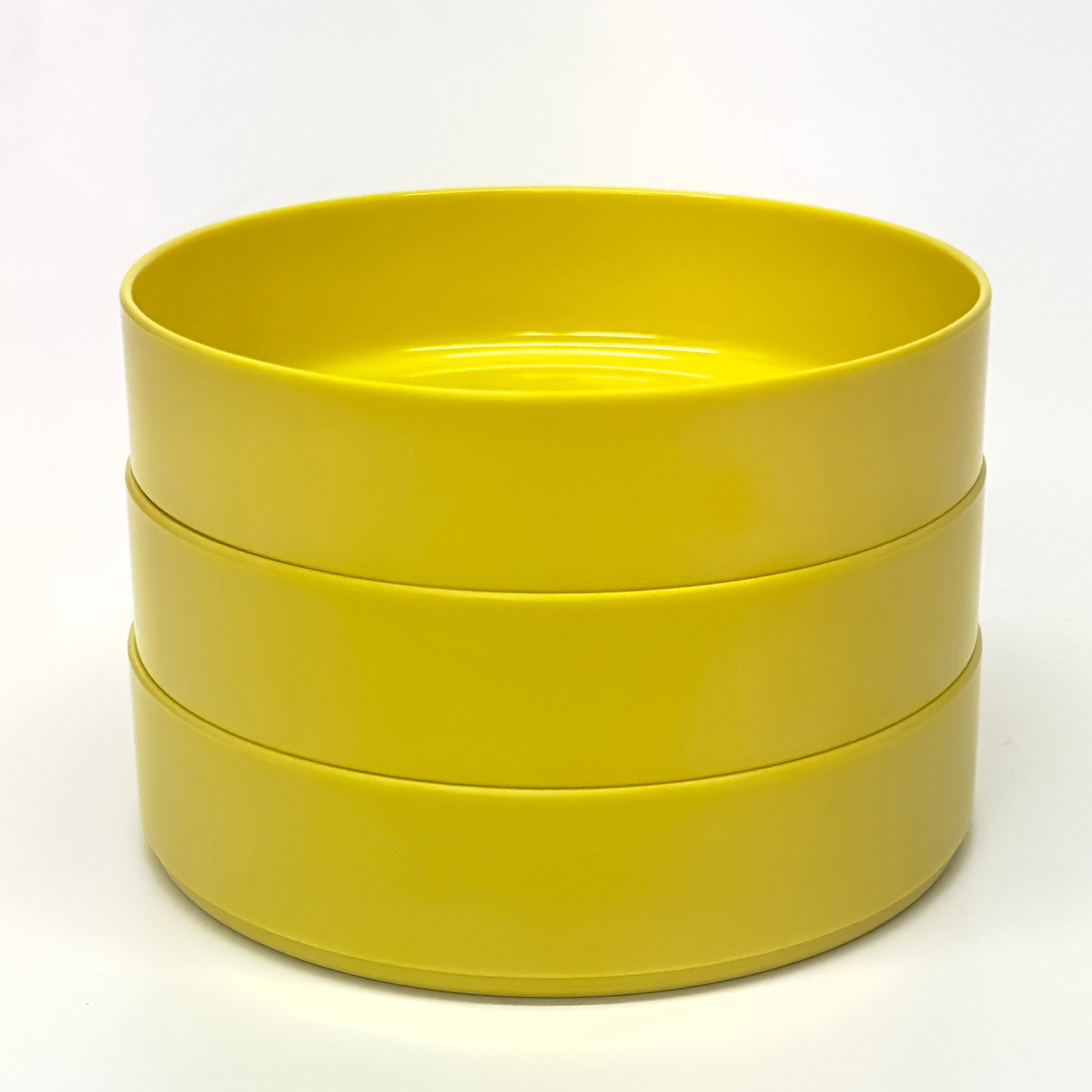 1970s Yellow Melamine Oblique Dinnerset by P M C - Place Settings for 6 / 16 Pieces - 8