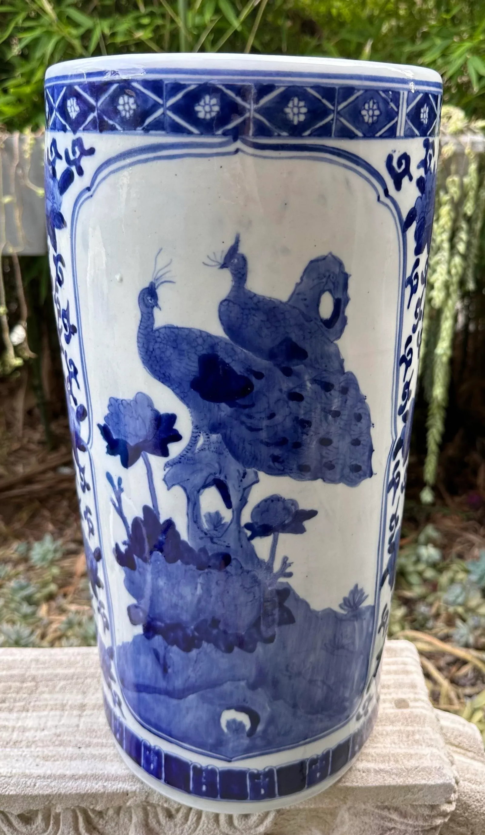 Mid 20th Century Chinese Qianlong Blue White Chinoiserie Peacock Floral Porcelain Cane Umbrella Stan - 7