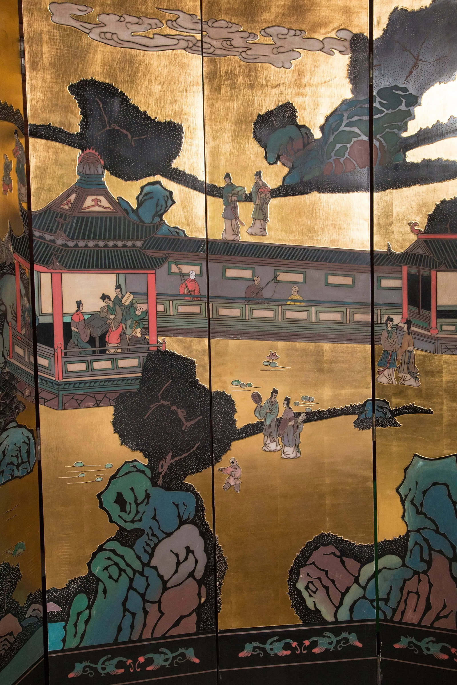 Large 8-Panel Coromandel Screen - 8