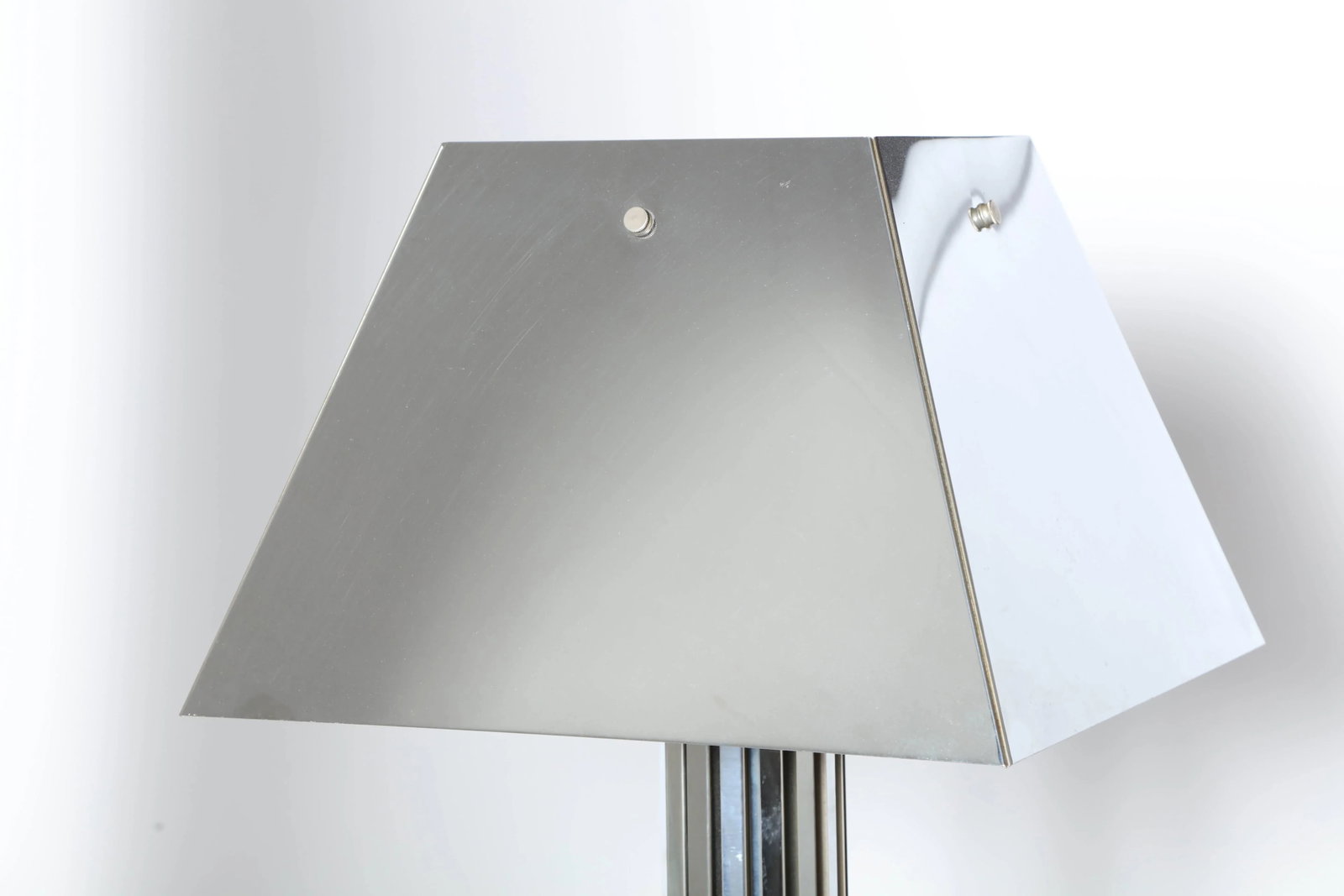1970s Monumental Curtis Jere Reflective Chrome Table Lamp With Chrome Shade - 3
