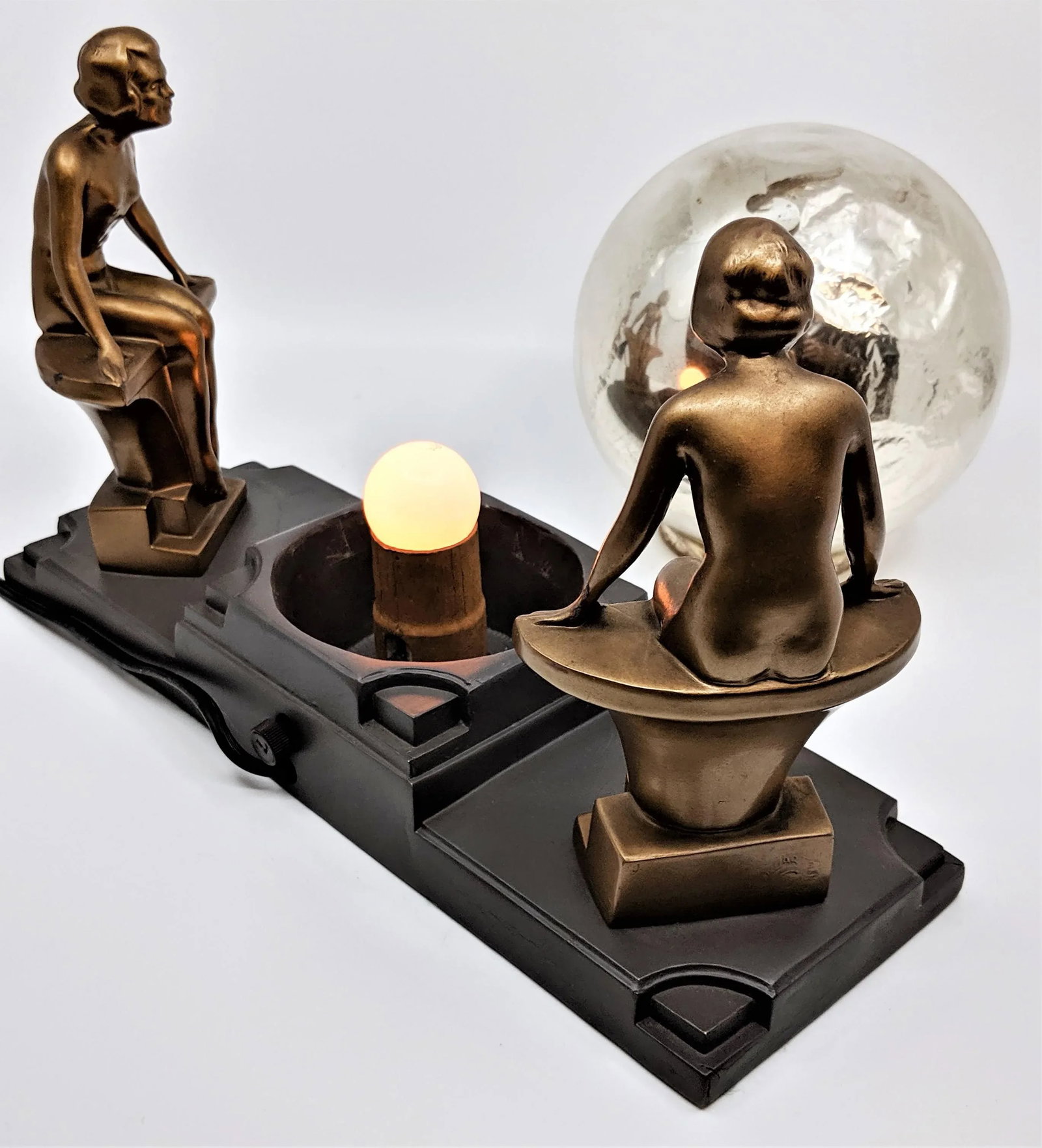 1930's Nuart Art Deco Double Nude & Glass Globe Table Lamp - 10