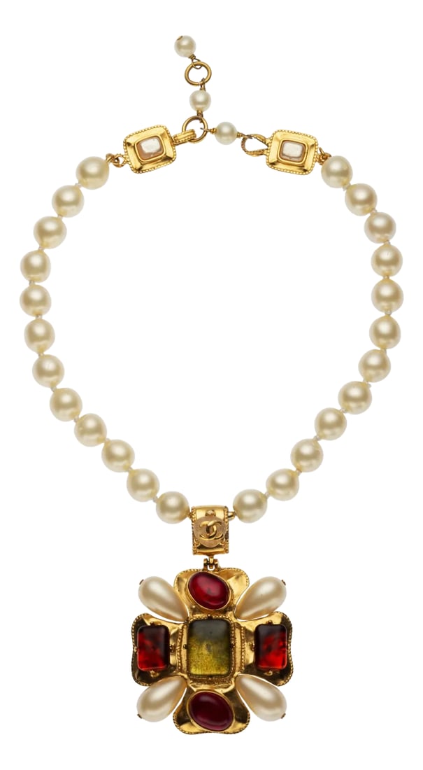 1997 Chanel Pearl Necklace Cross Pendant Gripoix Goossens Fall Vintage Maltese (1 of 6)