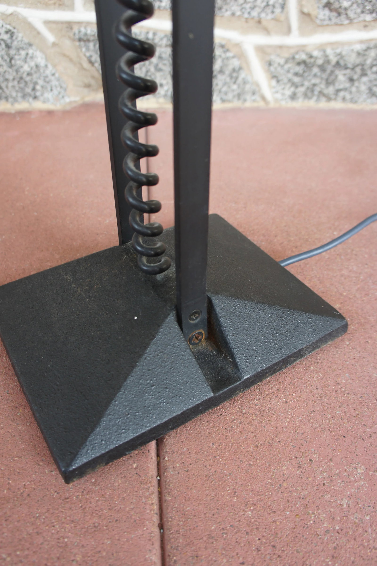 Modernist Minimalist Black Artup Articulated Floor Lamp in Cast Iron and Steel - 9