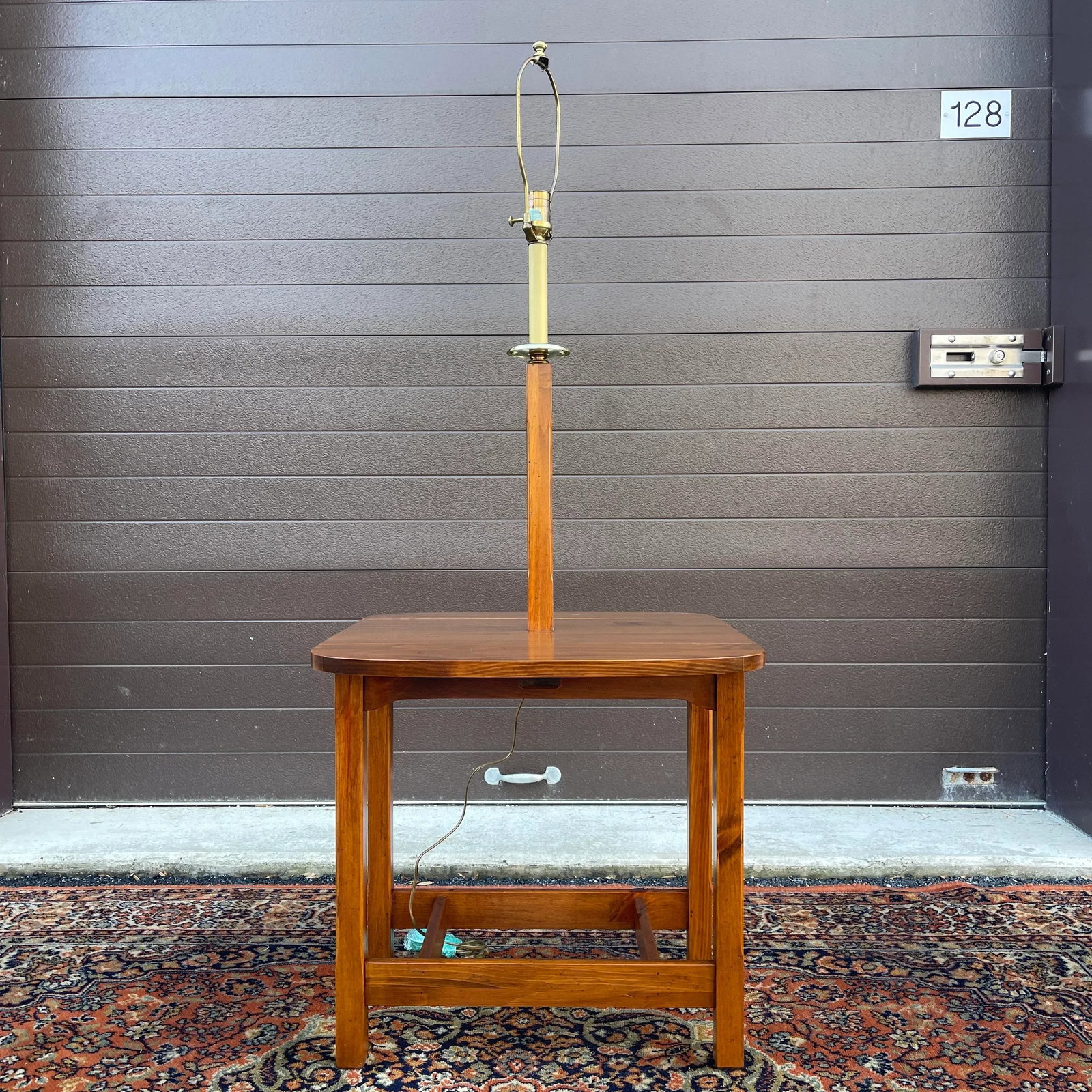Vintage Ethan Allen Country Craftsman Rustic Pine Drop Leaf Side Table With Built in Lamp - 5