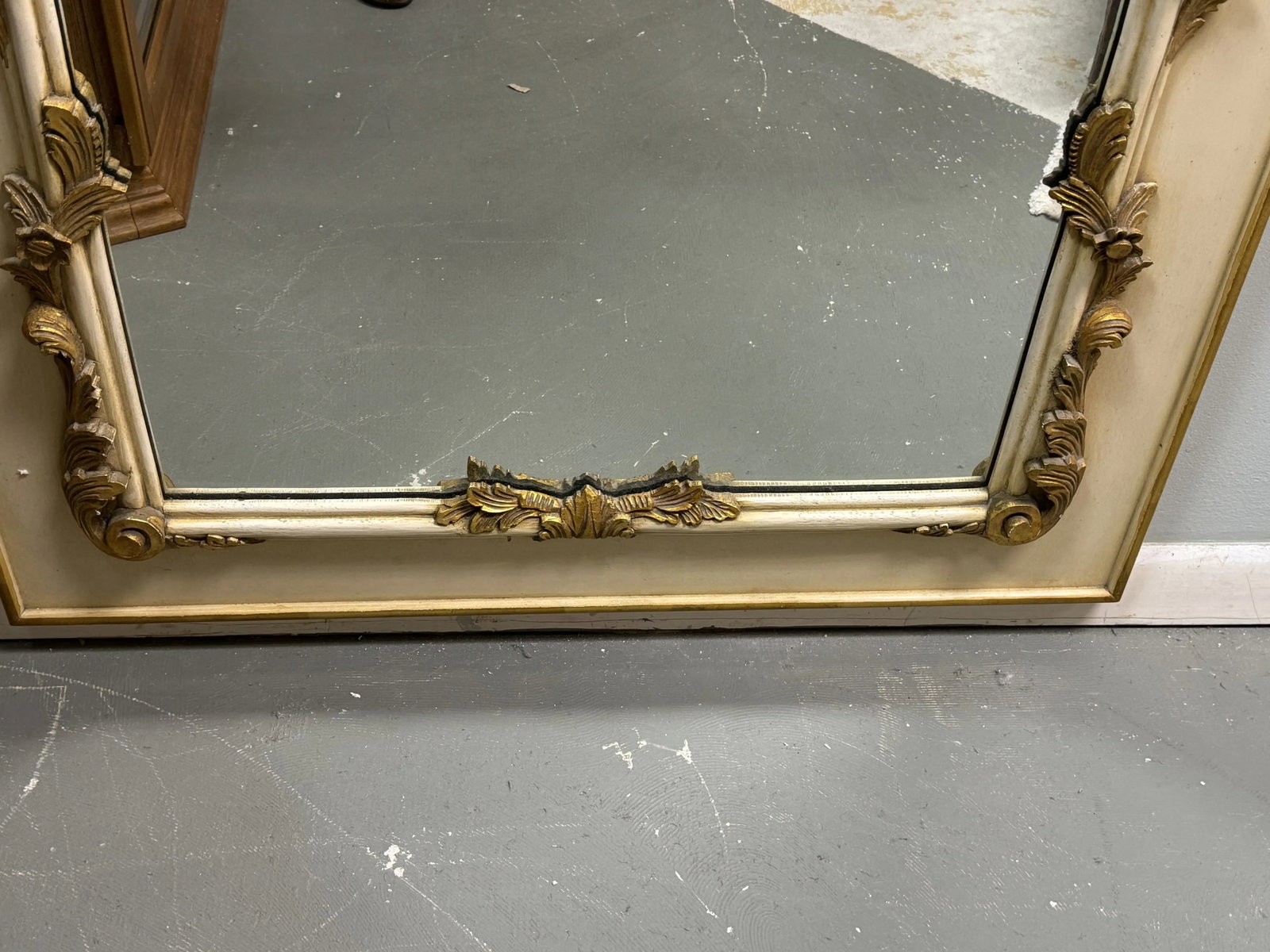 Vintage D. Milch & Son Inc Gilded Hall Wall Mirror - 2