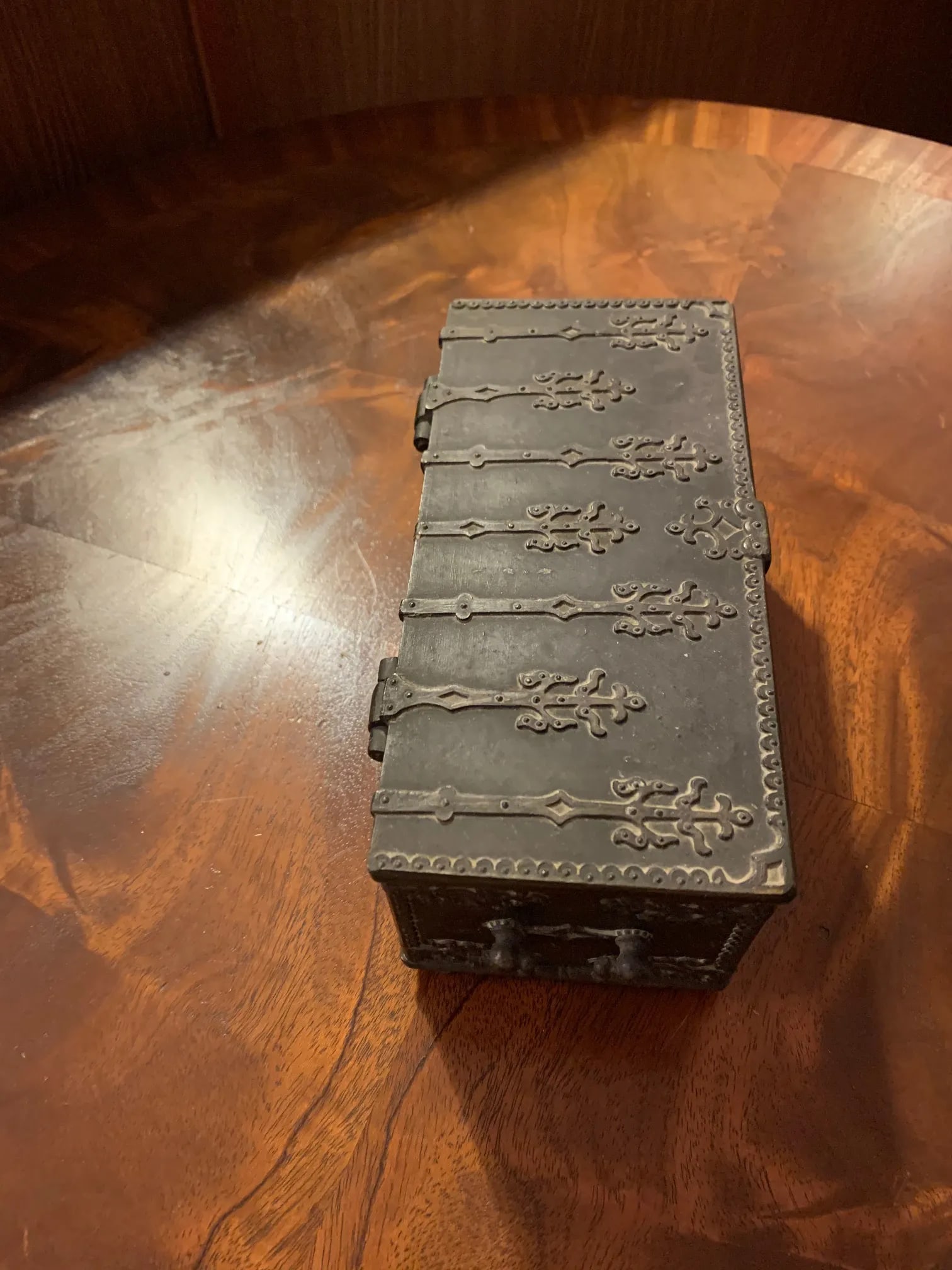 Vintage Cast Iron Box - 9
